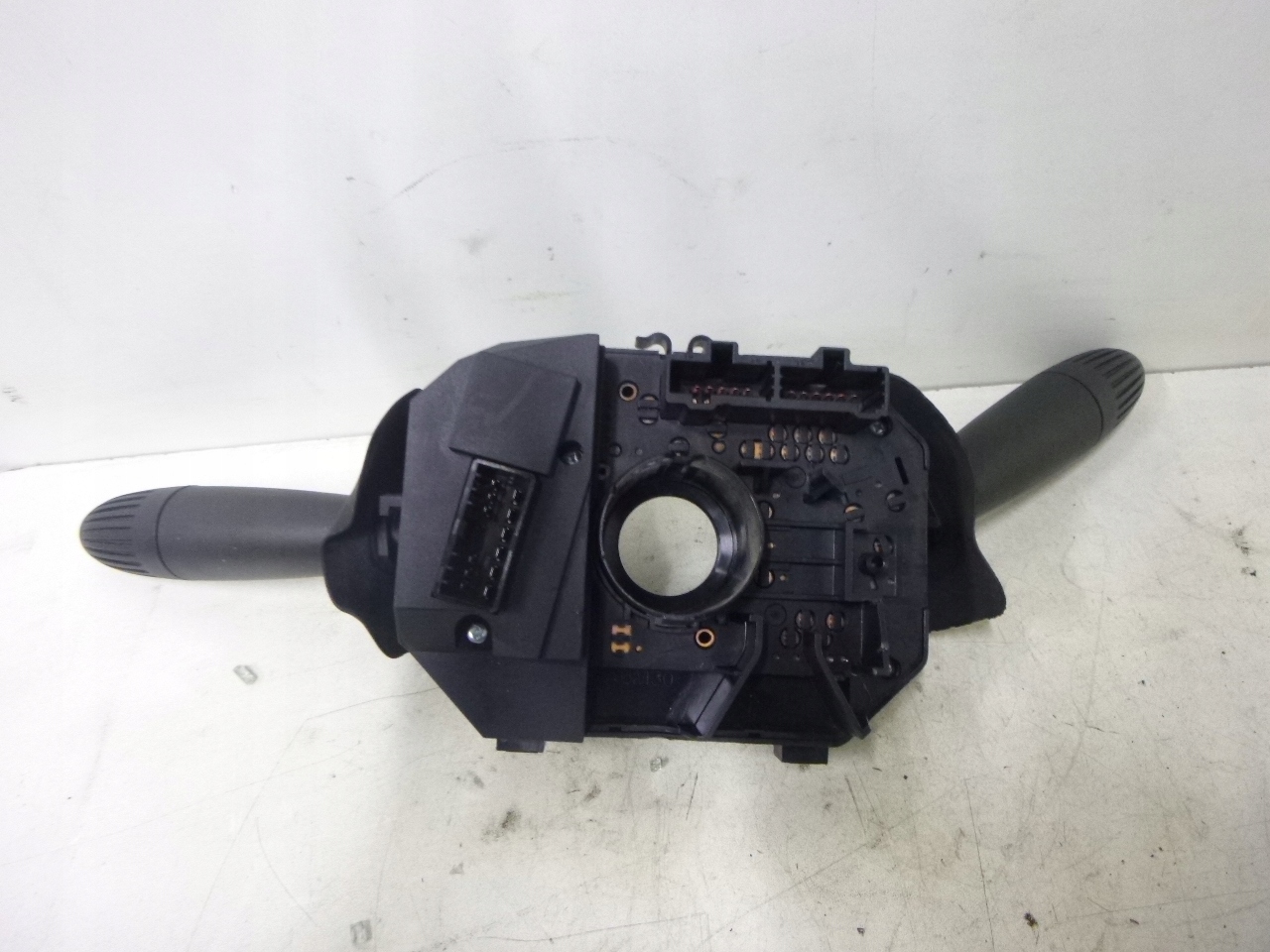DEVIO LUCI DEVIO ZESPOLONE FIAT PUNTO II 2001R.