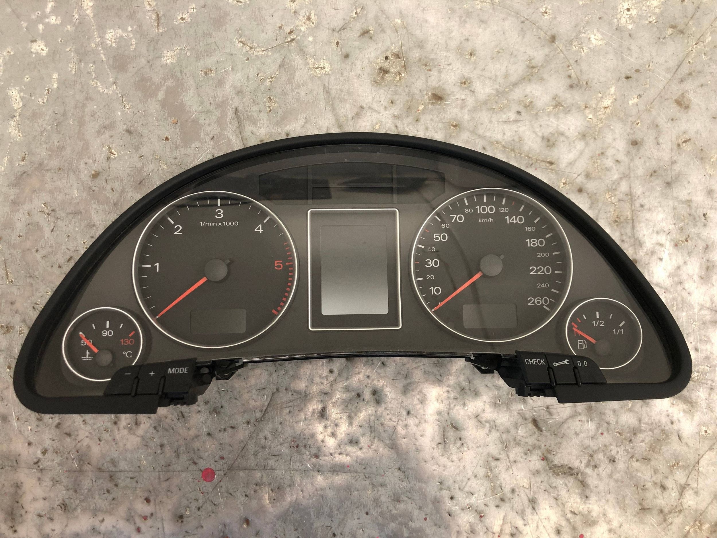 dials dials AUDI A4 B7 8E0920901D EUROPA