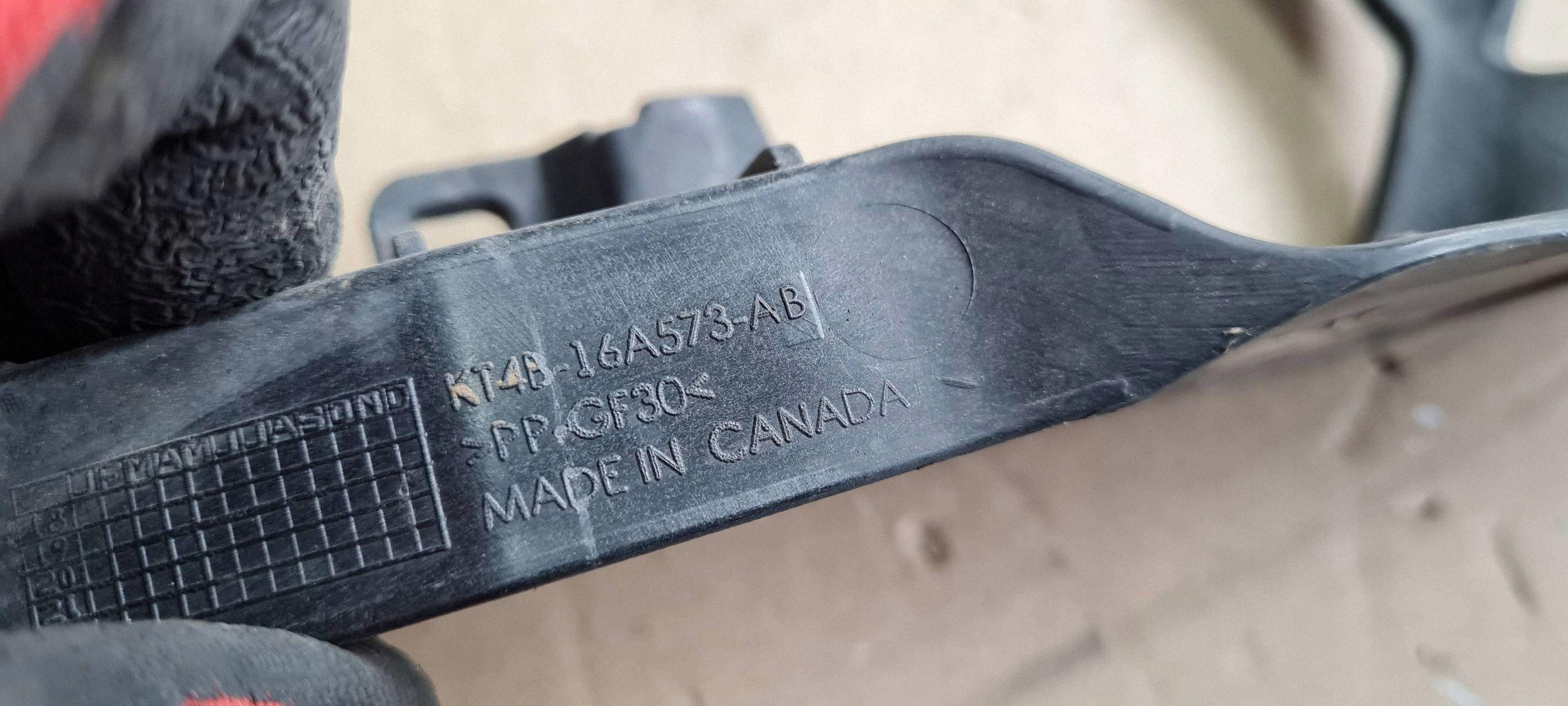 Ford Edge II 2020 cover mudguard flap right front front KT4B16A573AB