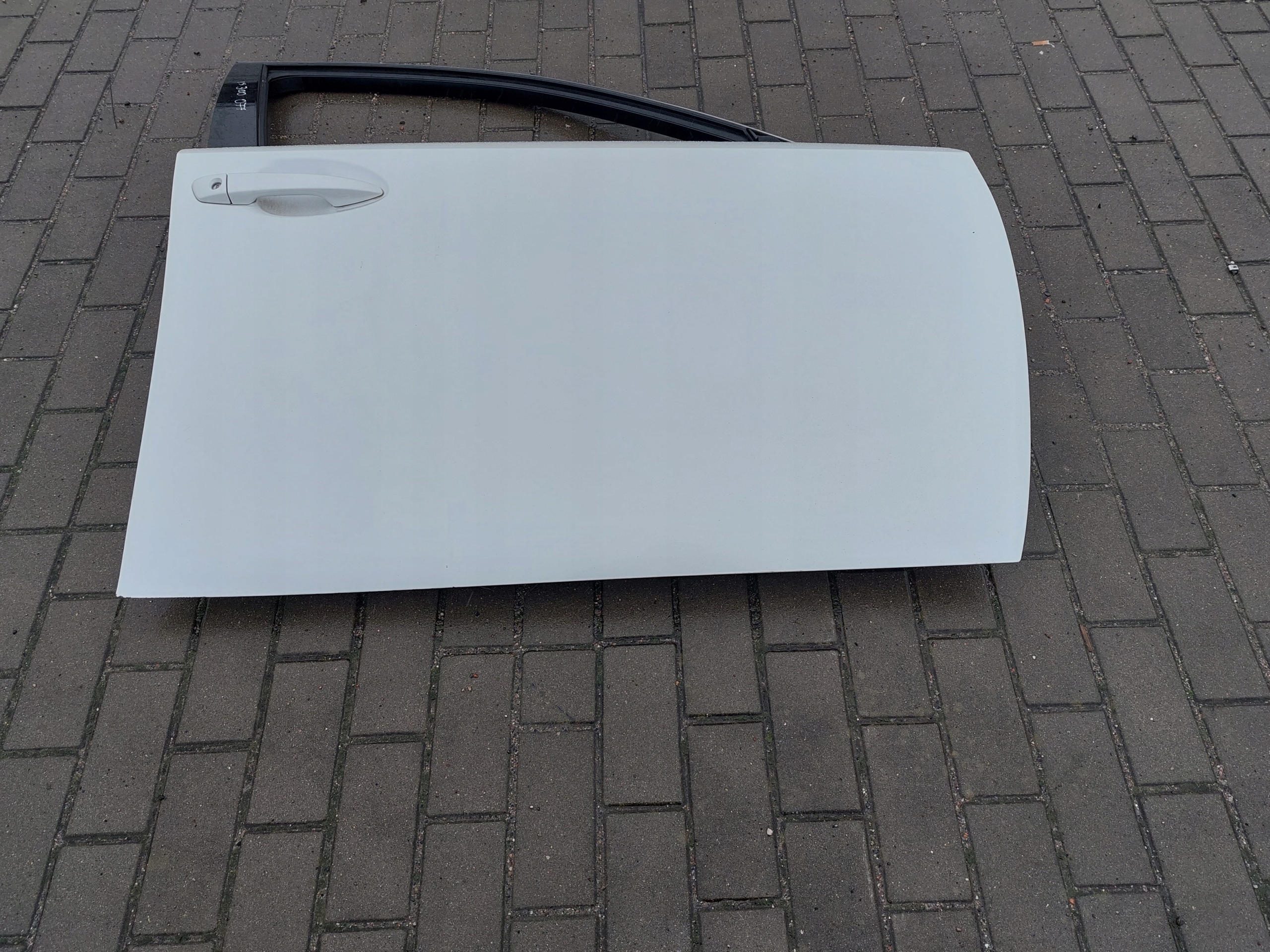 dvere predok pravý predné pravé LEXUS IS III 300 H 077