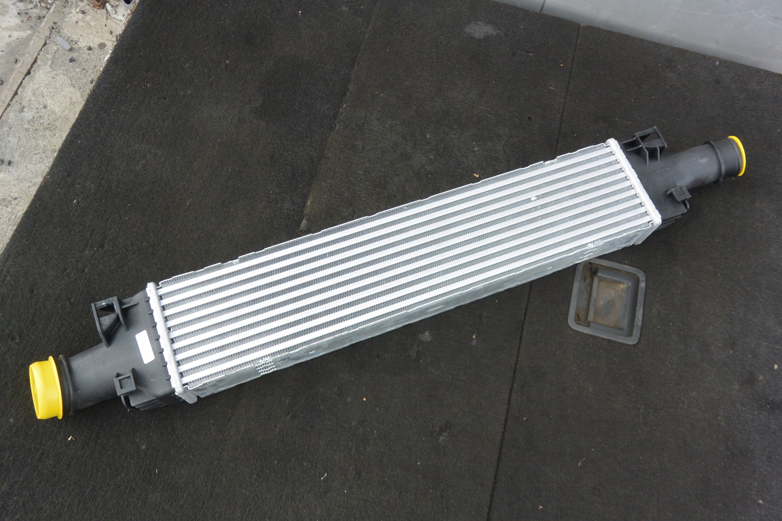 Kühler luft INTERCOOLER AUDI A4 A5 B9 A6 C8 USA 2.0 TFSI Benzin