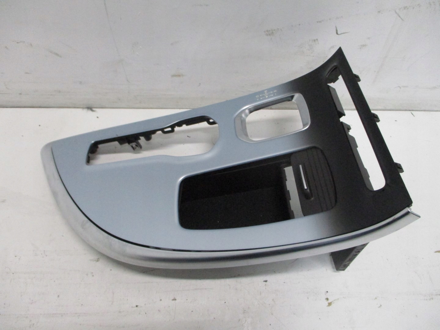 Рамка переключения передач RENAULT ESPACE V 580131001000