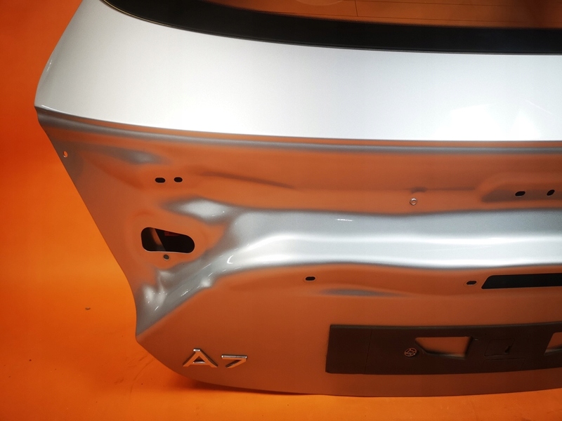 Audi A7 4g FL Klapa Tylna TYŁ Tapicerka LZ7G 32KM Jakość części (zgodnie z GVO) O - oryginał z logo producenta pojazdu (OE)