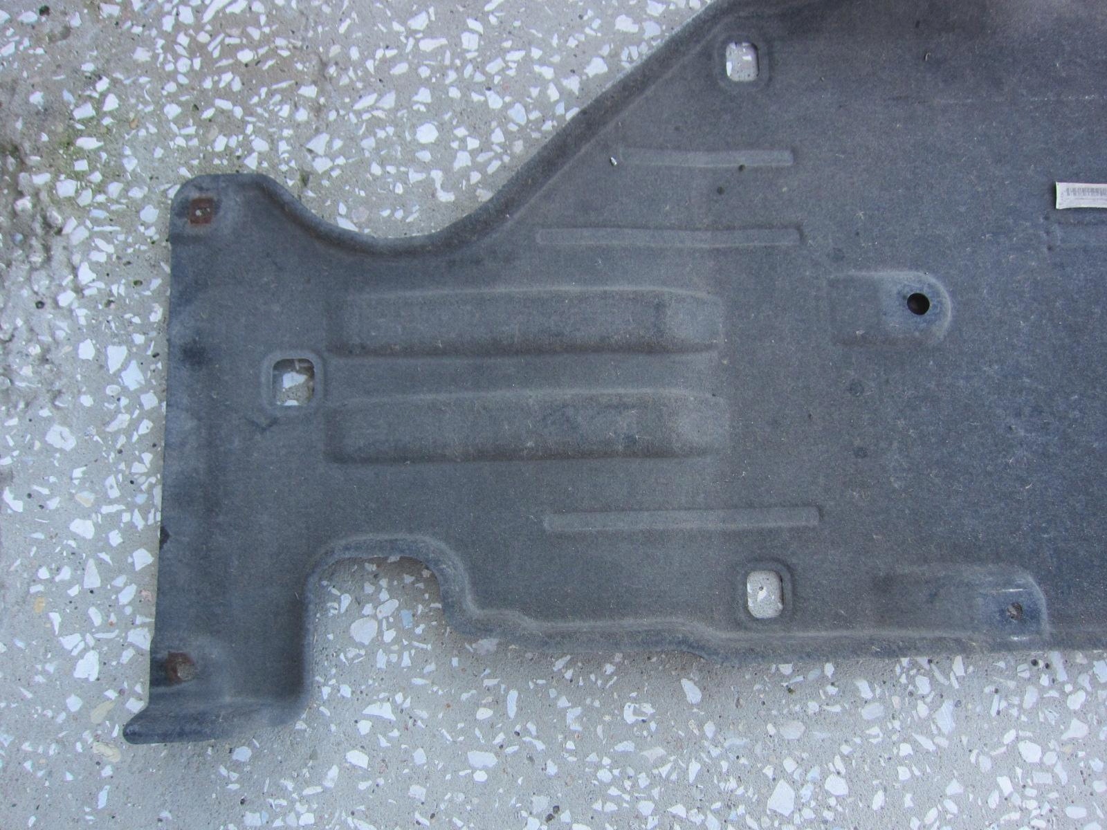 CHRYSLER PACIFICA fedél alváz hátso 68244845AC