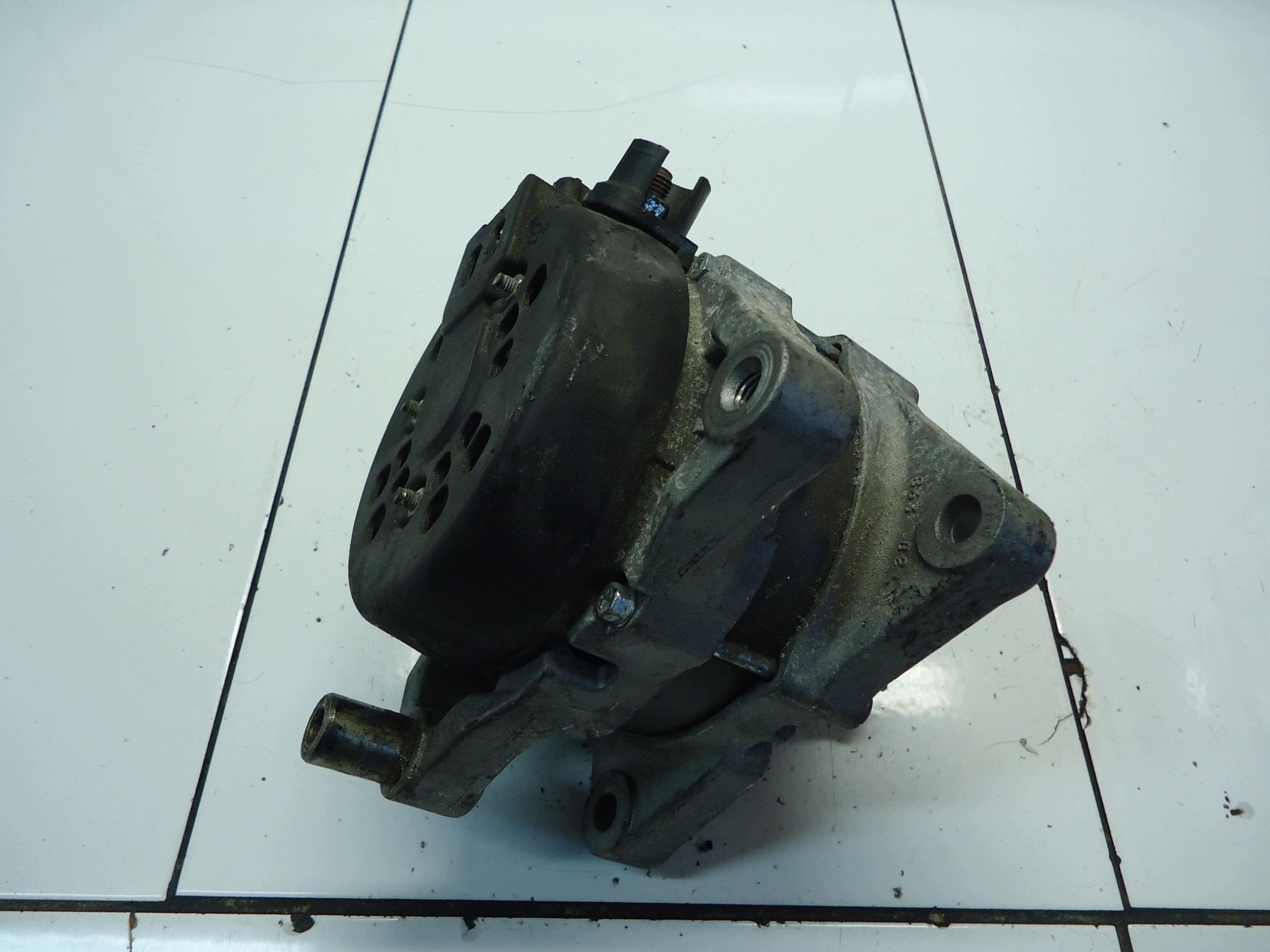 FORD FOCUS MK2 C-MAX 2.0TDCI ALTERNATOR 104210-3512