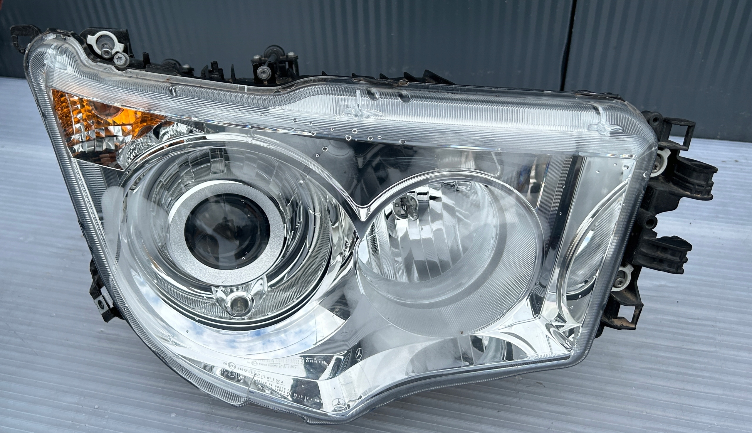 light right front MERCEDES AROSC ANTOS XENON A9618207761