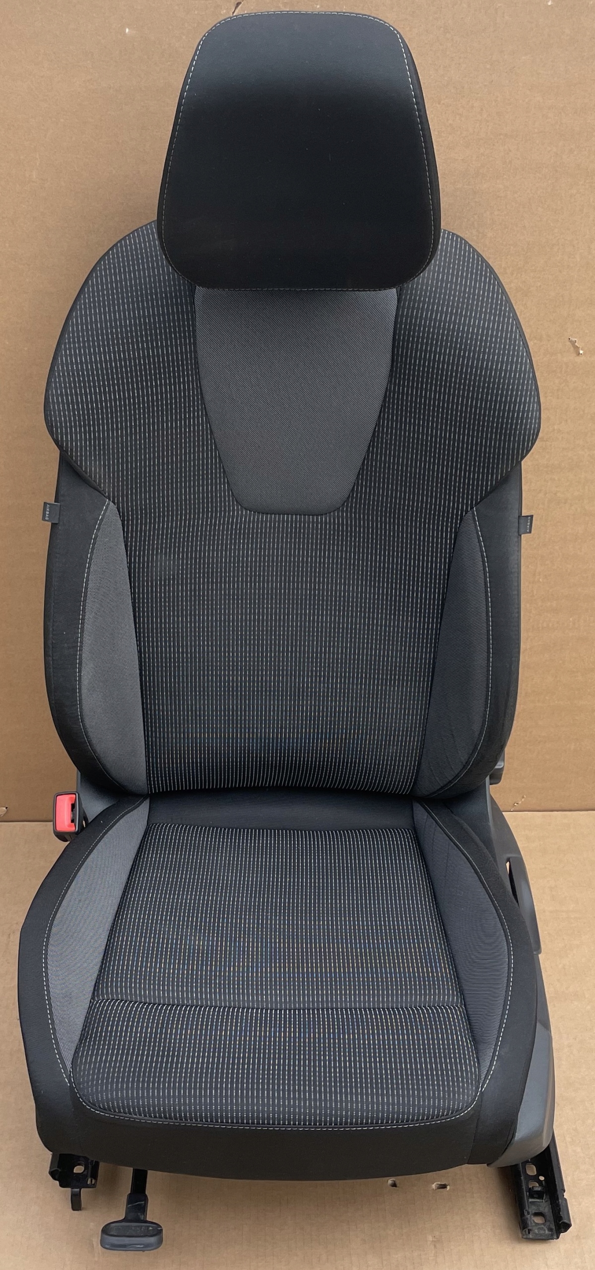Siège Chauffeurs SKODA OCTAVIA IV Comme Neuf Original MANUAL Airbag