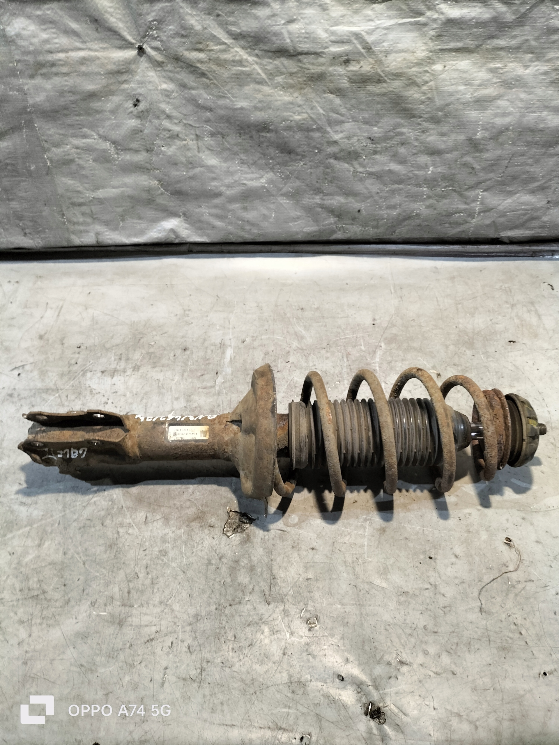 MCPERSON McPherson shock absorber right left front VW POLO 1997R