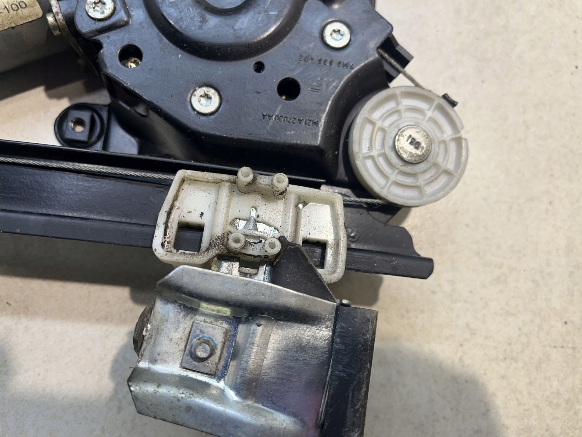 window regulator right rear part GALAXY 1.9 TDI FL TR37M3959812