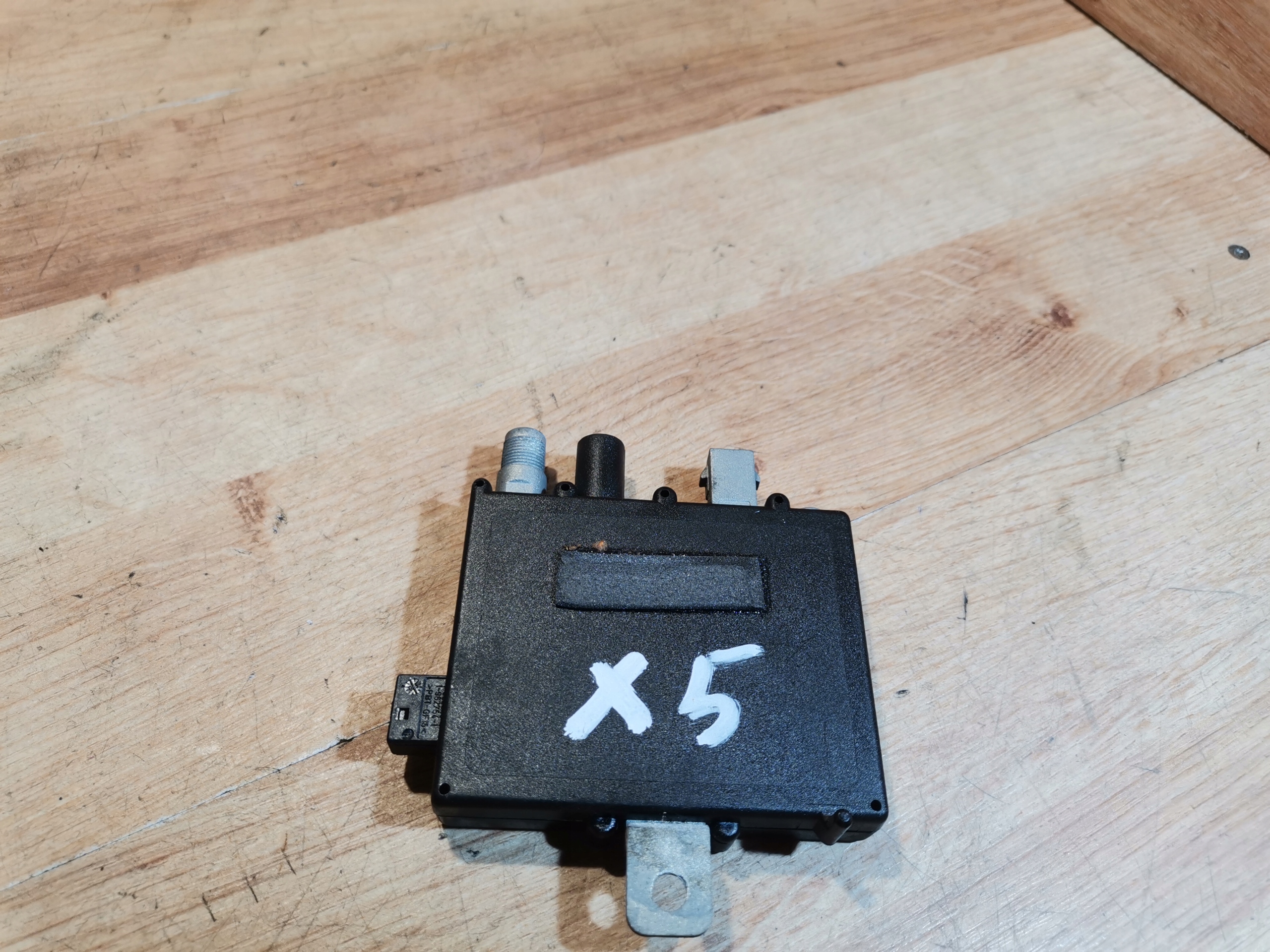 antenna amplifier BMW X5 E53 6906070