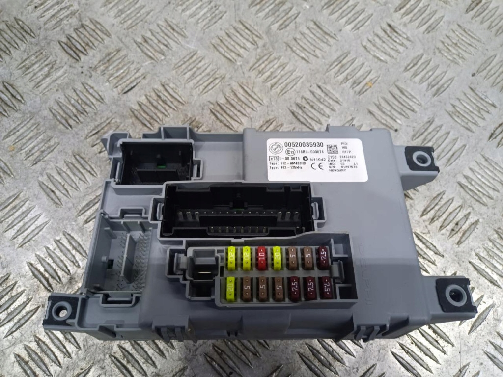 FIAT PUNTO 1.2 MODUŁ BSI 00520035930 Numer katalogowy części 01