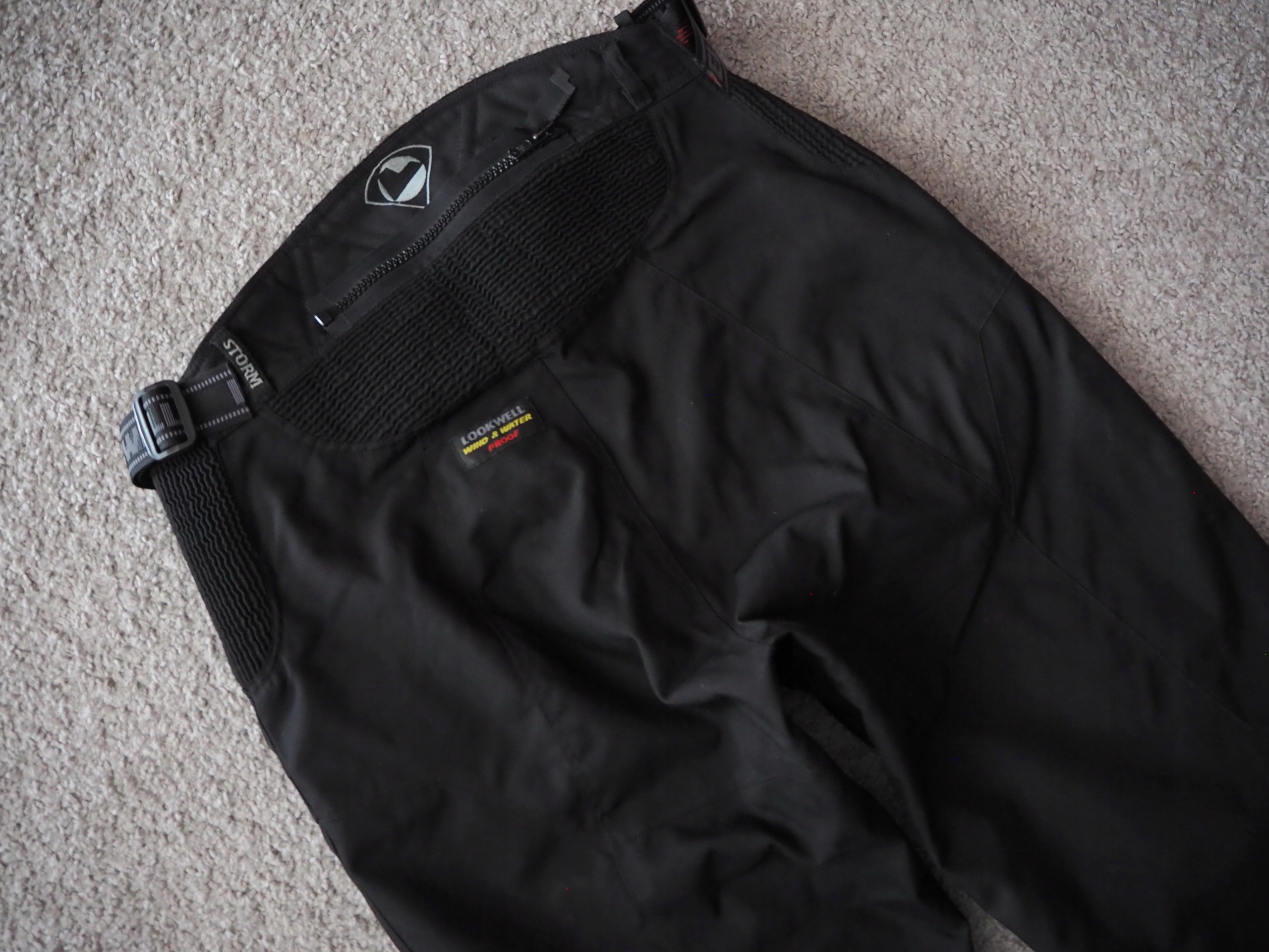 LOOKWELL SPODNIE NA MOTOR TEKSTYLIA R.40/42 Materiał tekstylia