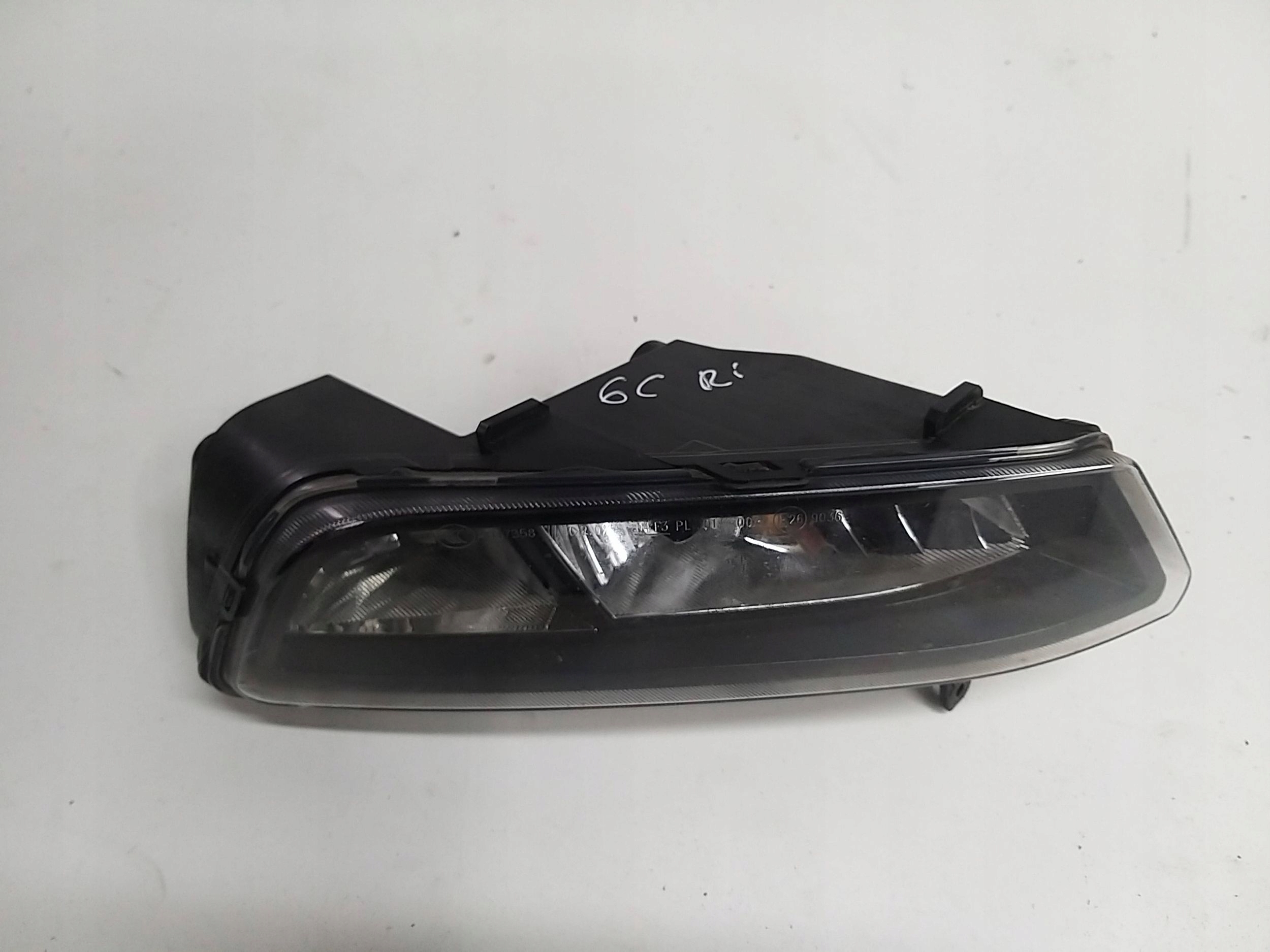 VW POLO 6C LIFT Nebelscheinwerfer rechts 6C0941662