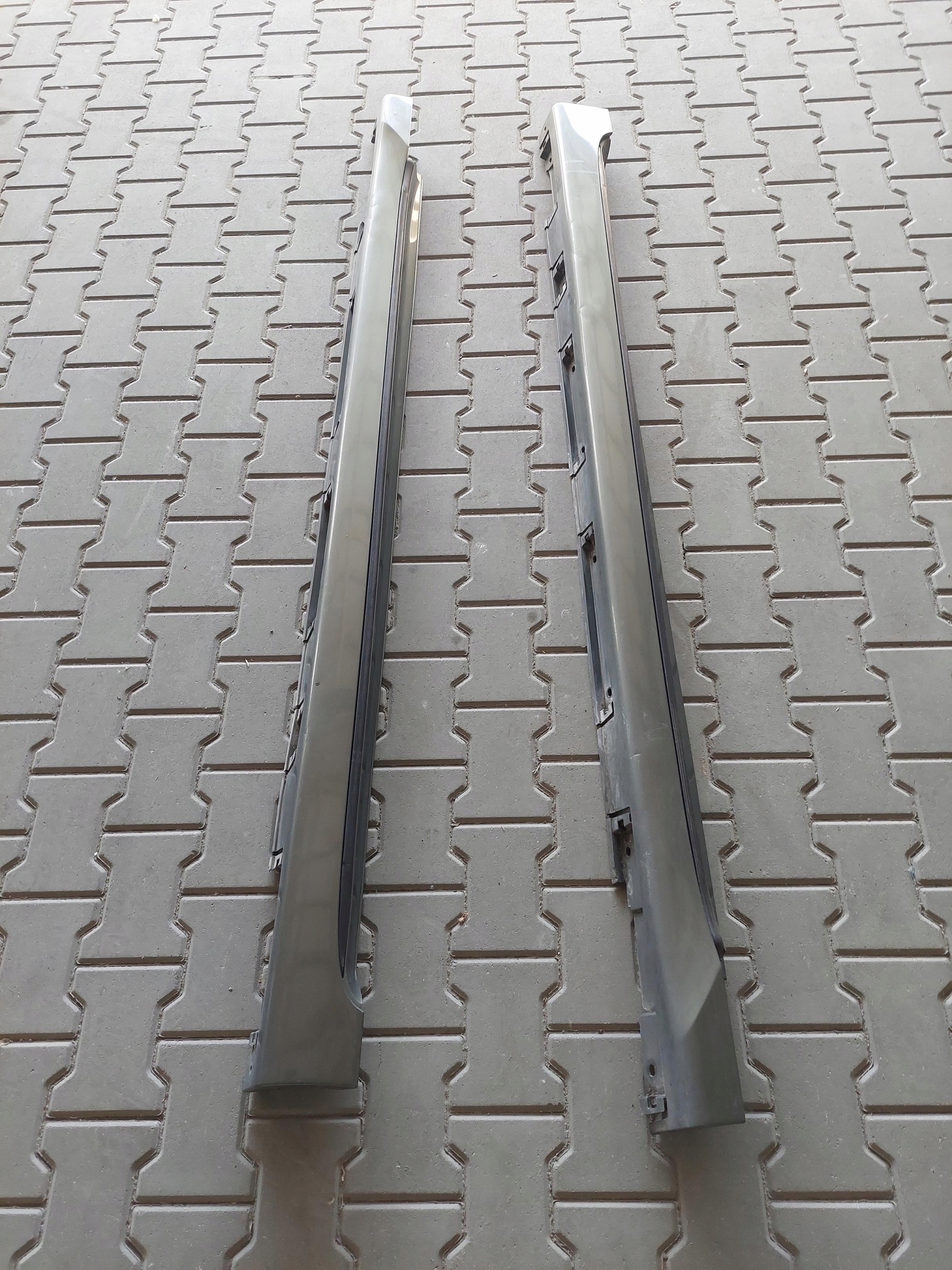 moulding threshold left right threshold left right LEXUS GS III 450H 300 6T7