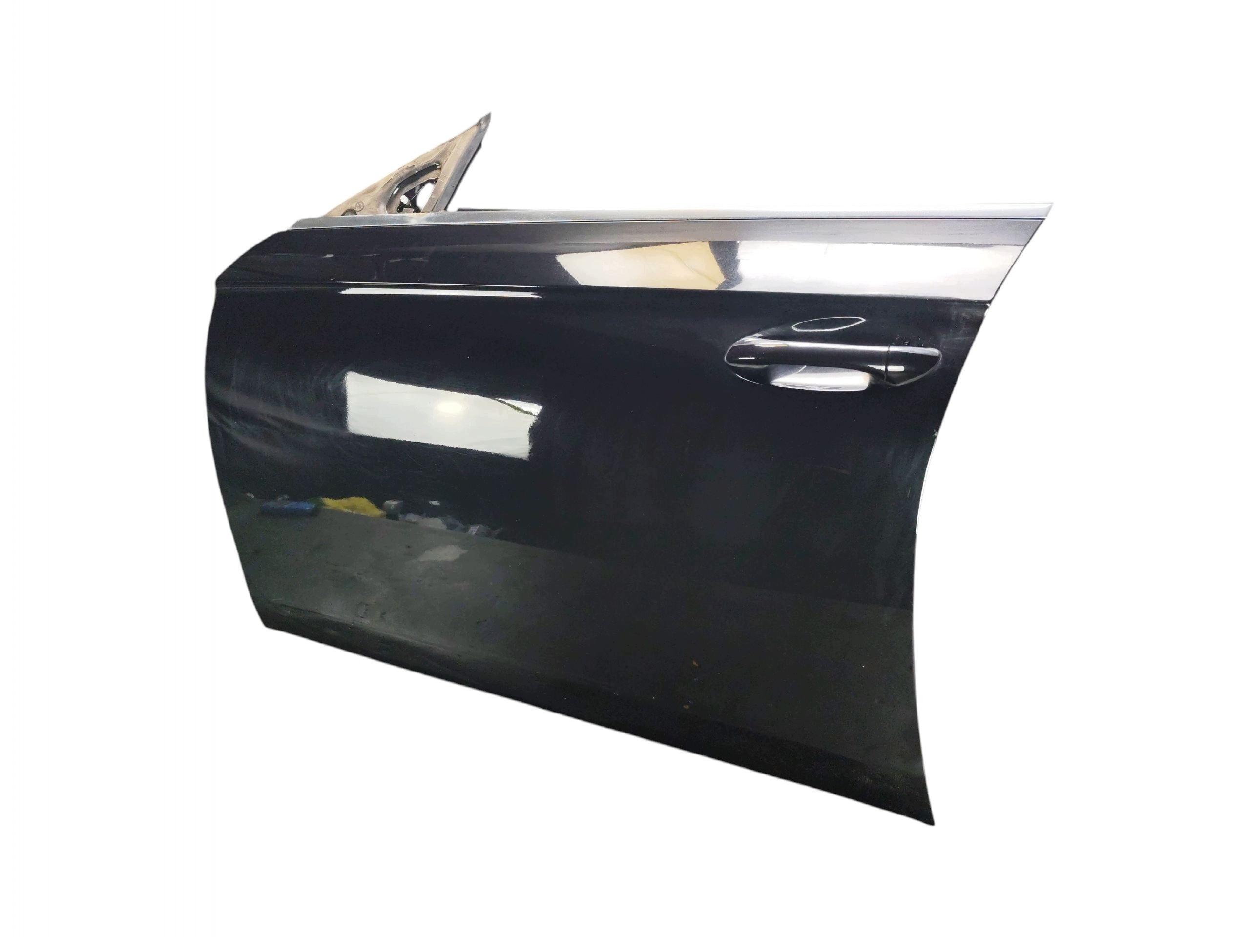 door left front MERCEDES CLS C219 LIFT LAK: 197 (08-10)
