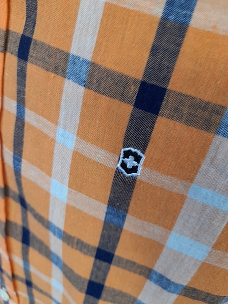 VICTORINOX TAILORED FIT 30% LEN KOSZULA MĘSKA M EAN (GTIN) 613548227824