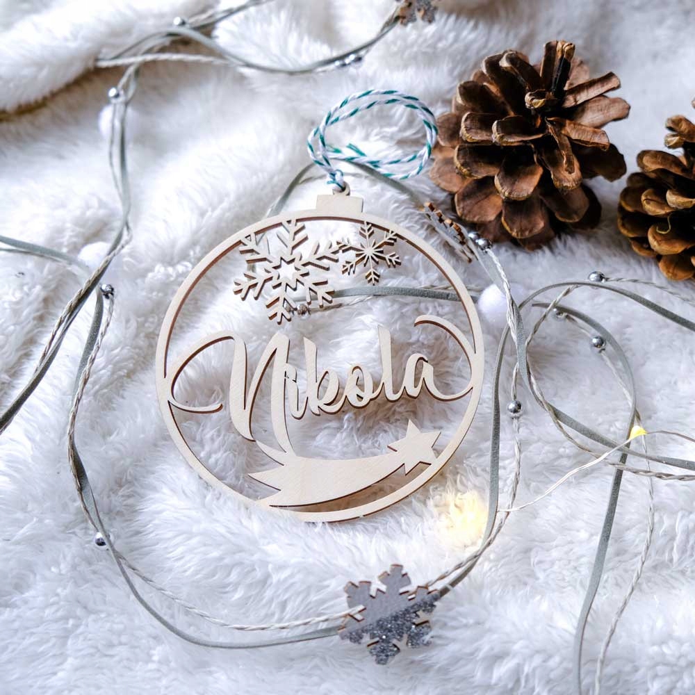 BOMBKA Z IMIENIEM DREWNO ŚWIĘTA MIKOŁAJ RÓŻNE WZOR Marka inna