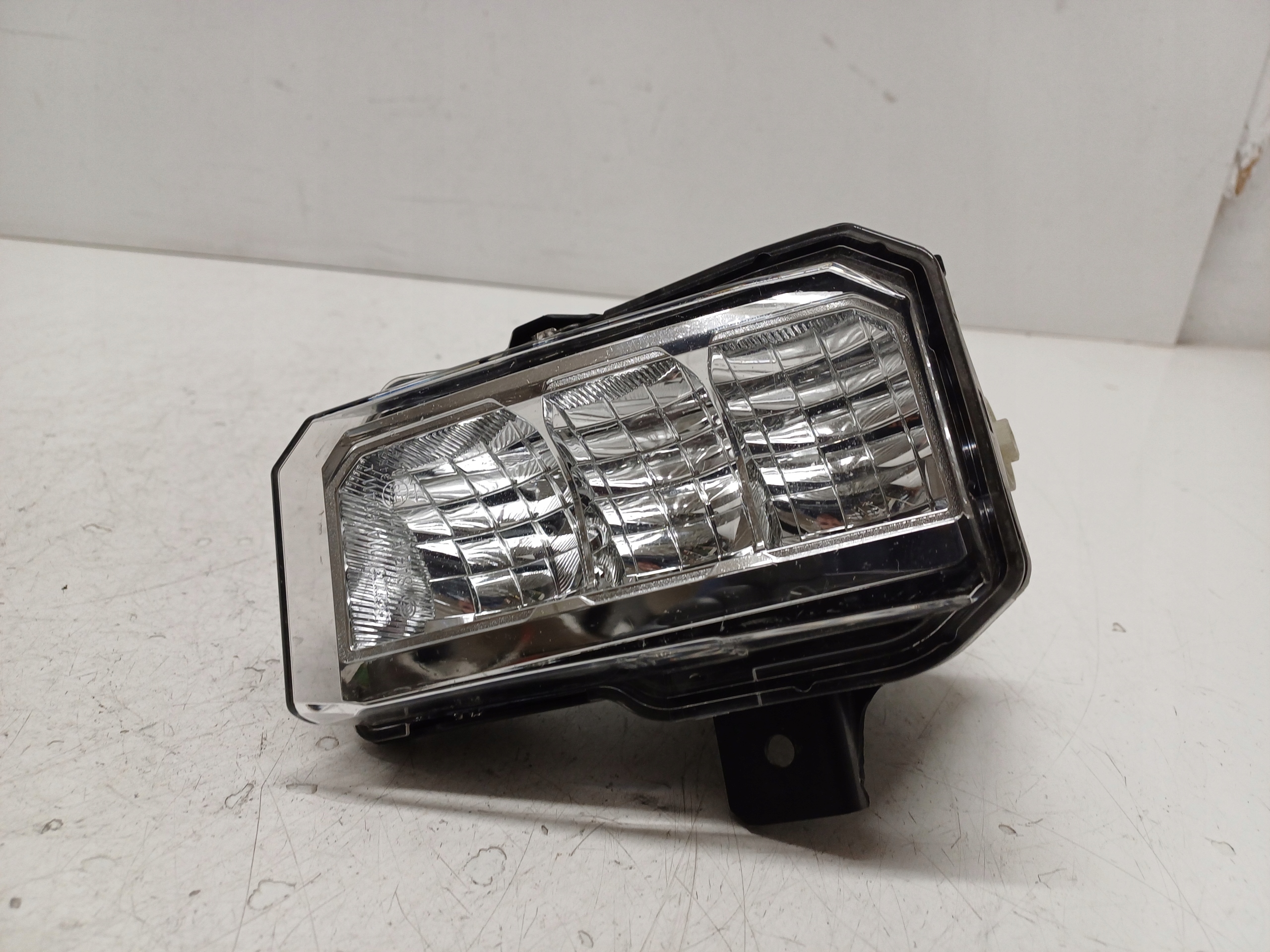 SUBARU FORESTER 21- HALOGEN LED DRL LEWY 114-60411