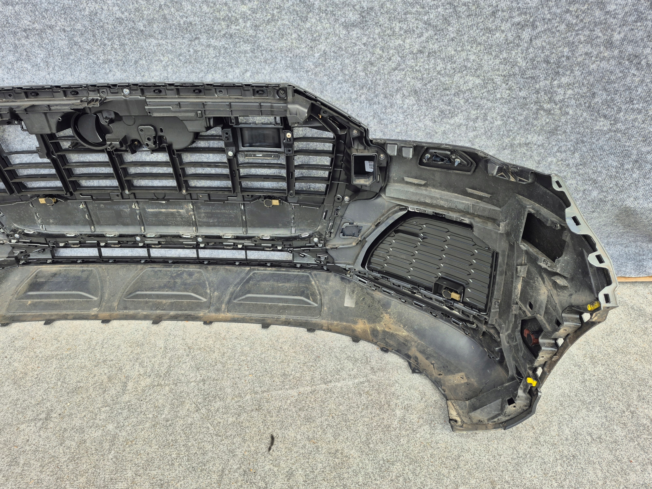 AUDI Q7 4M0 LIFT S-LINE 2020- ZDERZAK PRZÓD 6x PDC KAMERA Powierzchnia do malowania