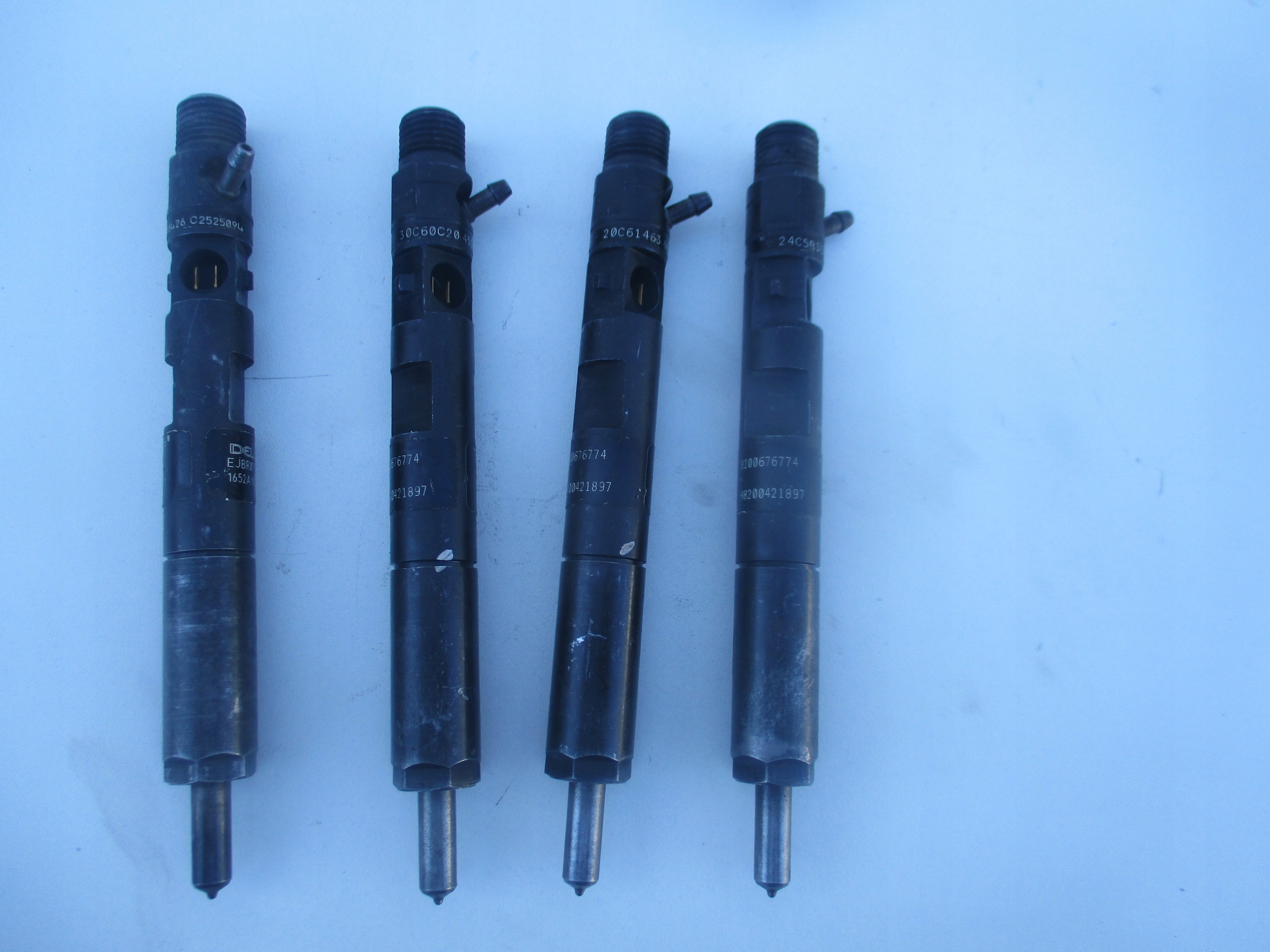 28232251 8200421897 - ИНЖЕКТОР RENAULT DACIA NISSAN 1.5 DCI