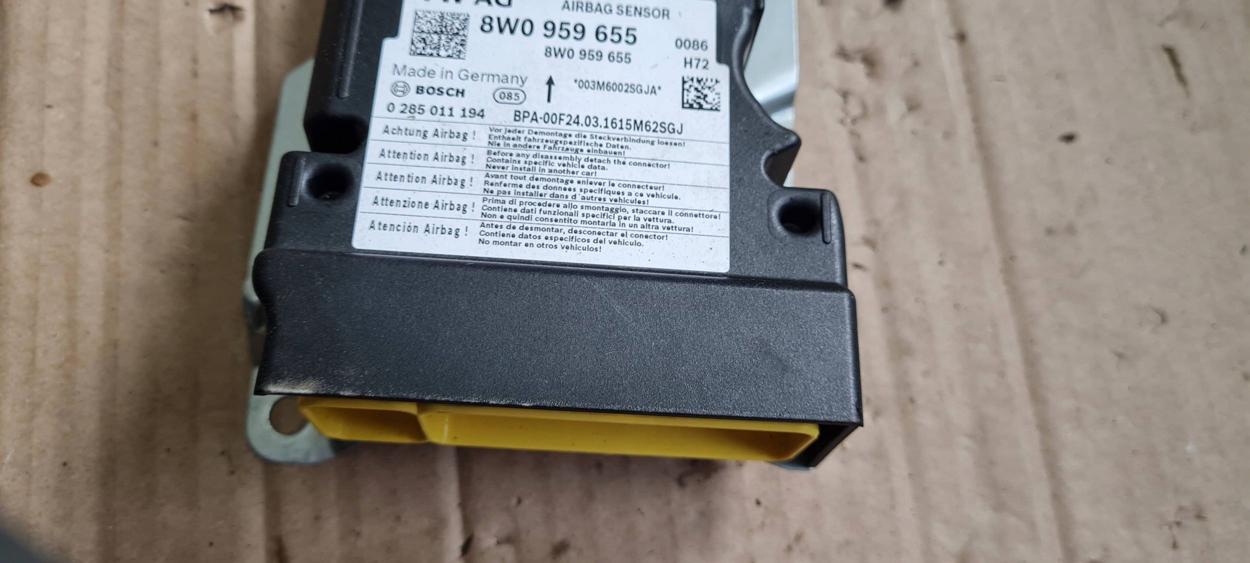 A4 B9 8W module control unit SENSOR airbag 8W0959655 A5 8W