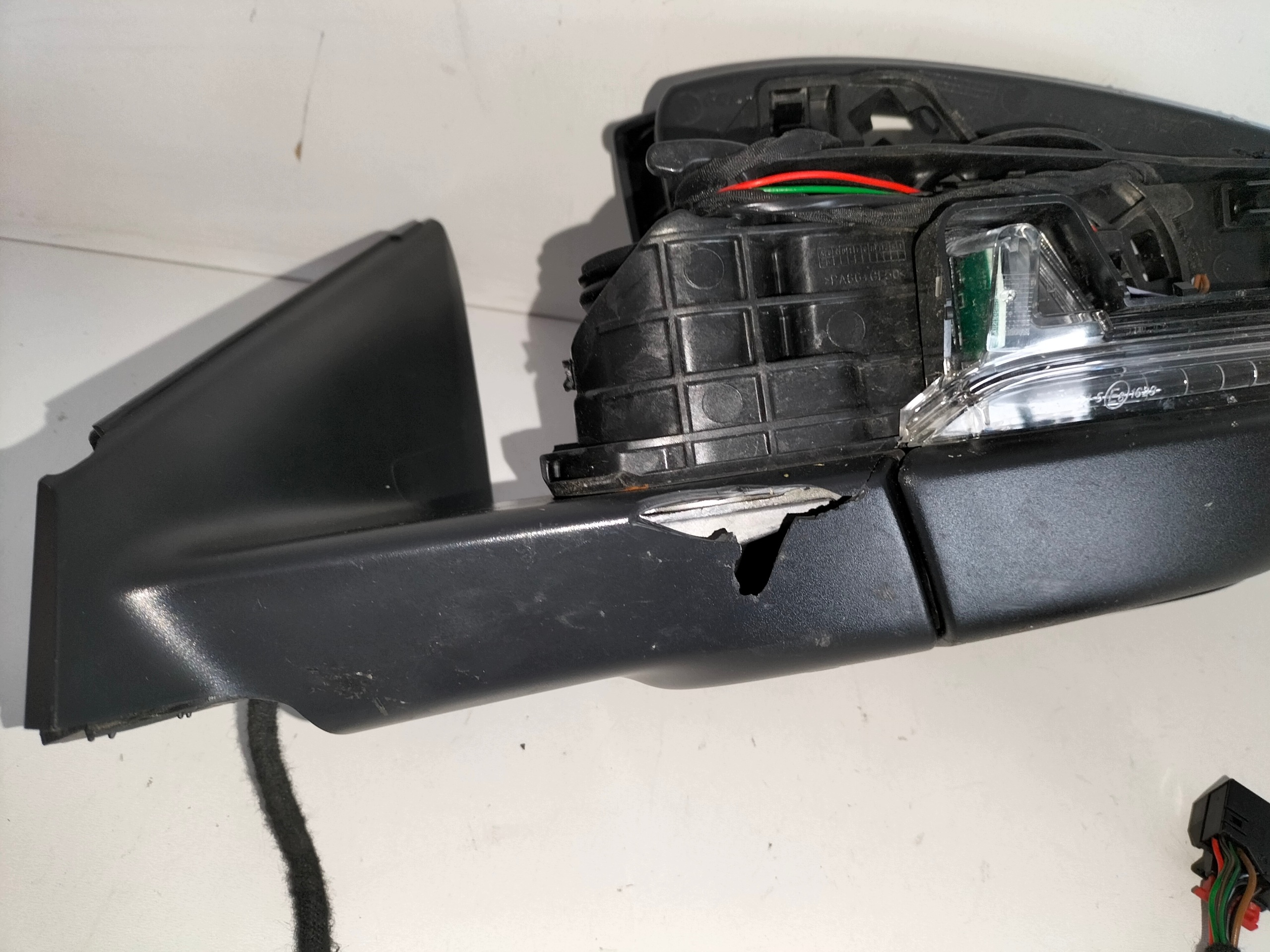 mirror left electrics SKODA KAROQ 17- without of glass , without caps