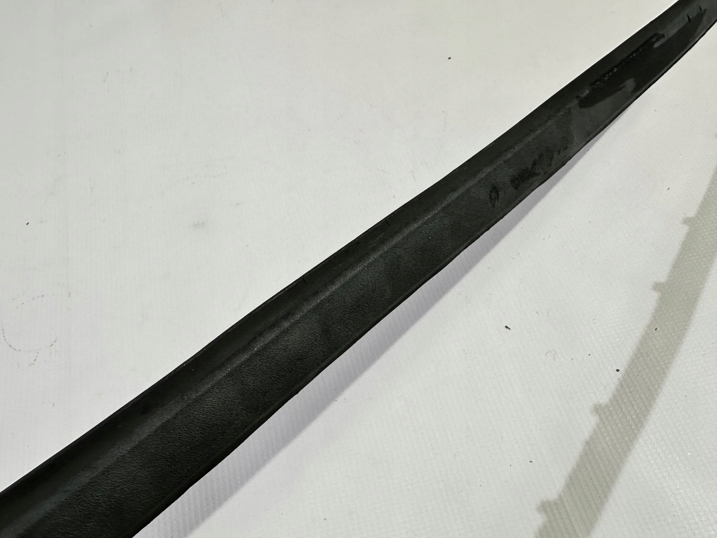 moulding gasket windows czolowej left Dodge RAM 1500 2013 - 2018