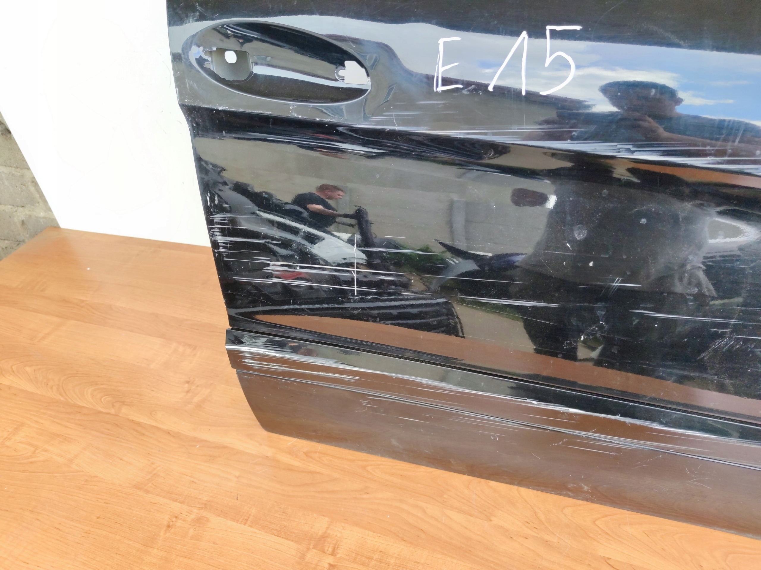 MERCEDES B-KLASA W24 pravé dveře předek + lišta