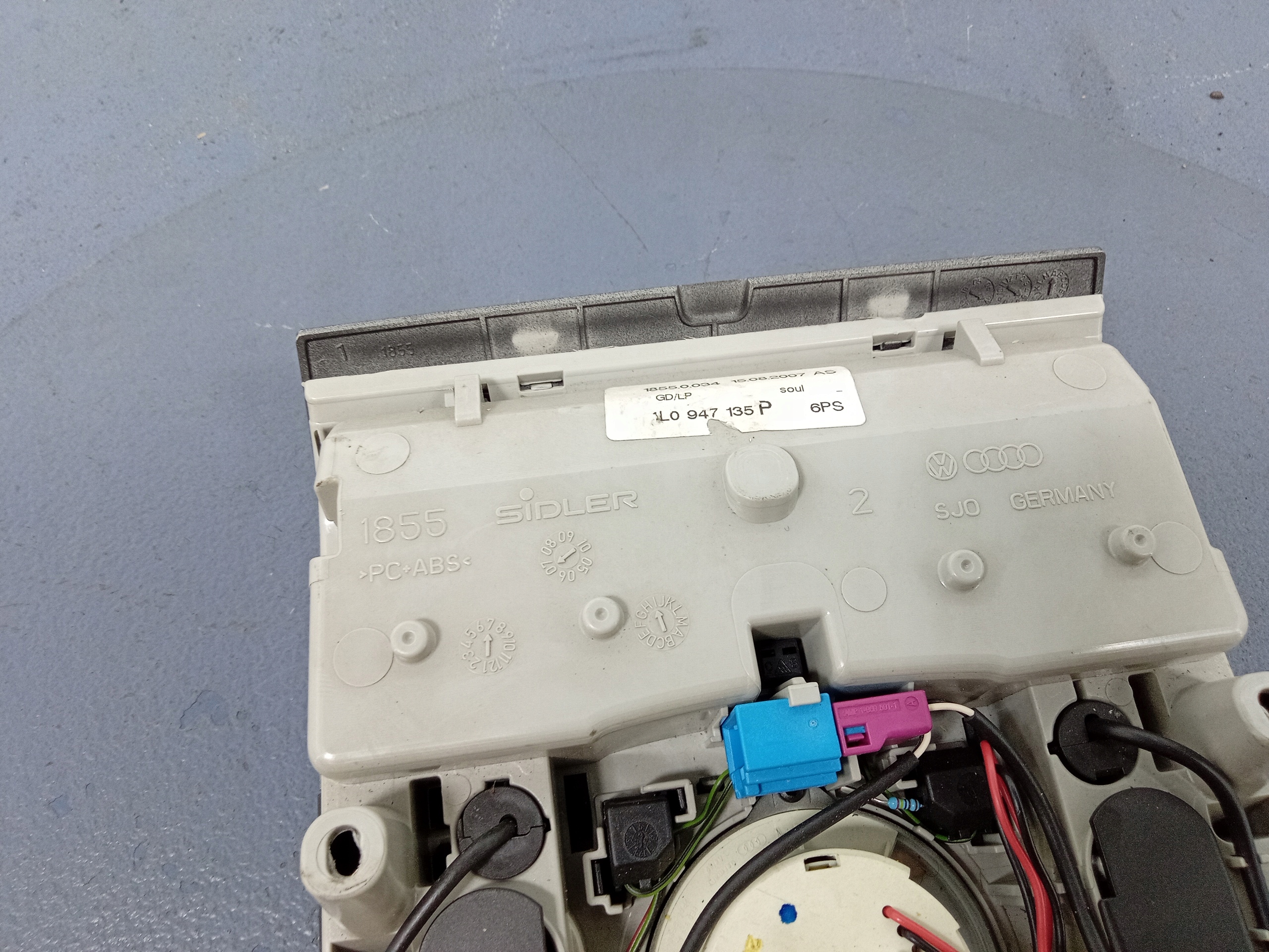 Audi Q7 и 4L Освещение Кузова черные 4F0951177