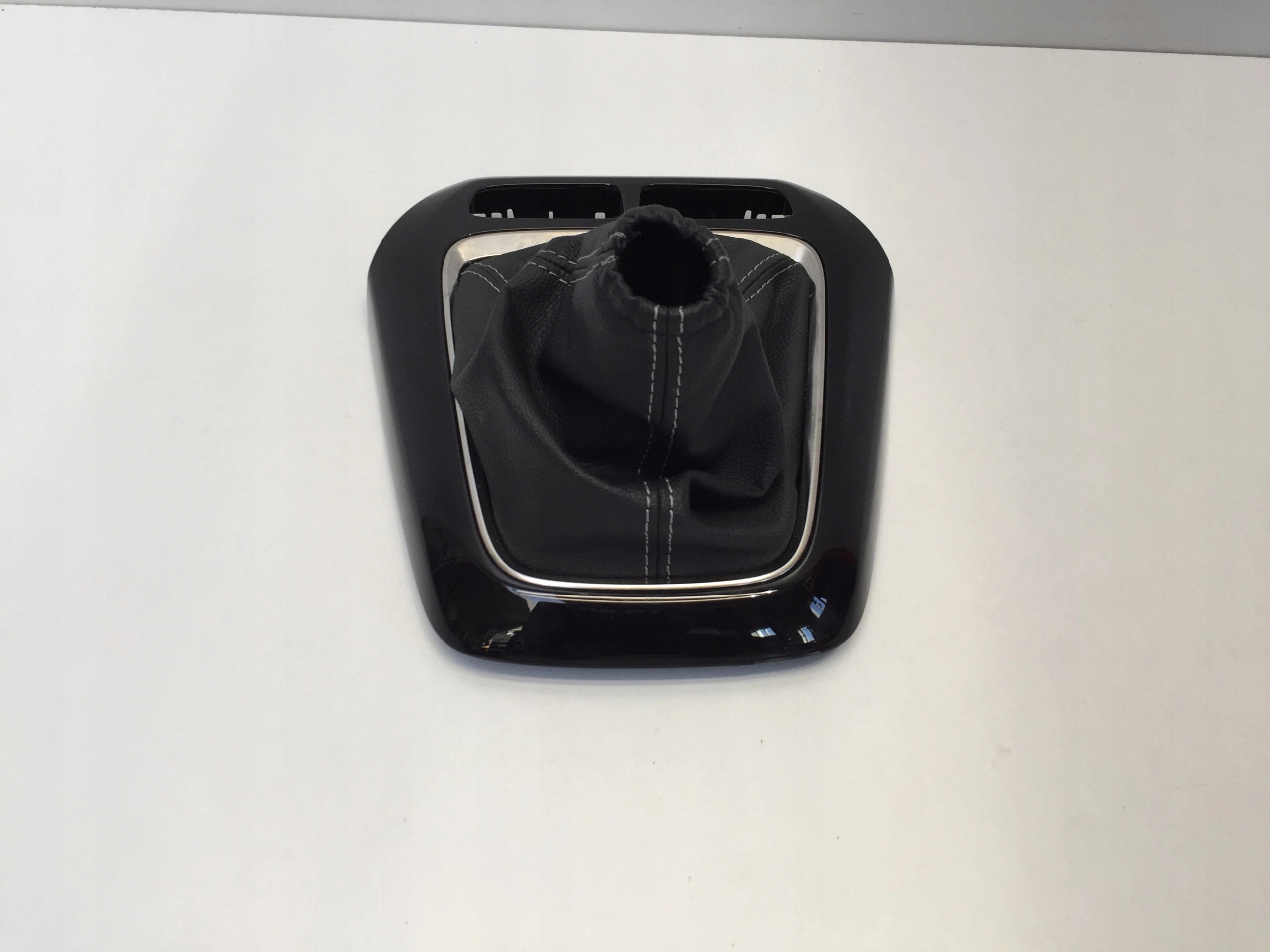 98298161ZD - OPEL CORSA F 1.2 2020 РУЧКА ПЕРЕКЛЮЧЕНИЯ ПЕРЕДАЧ