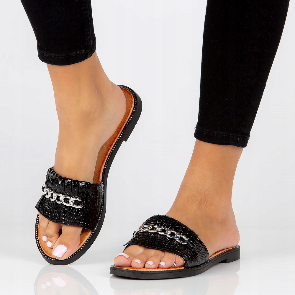 Klapki Filippo DK3671/22 BK czarne r.39 Oryginalne opakowanie producenta pudełko