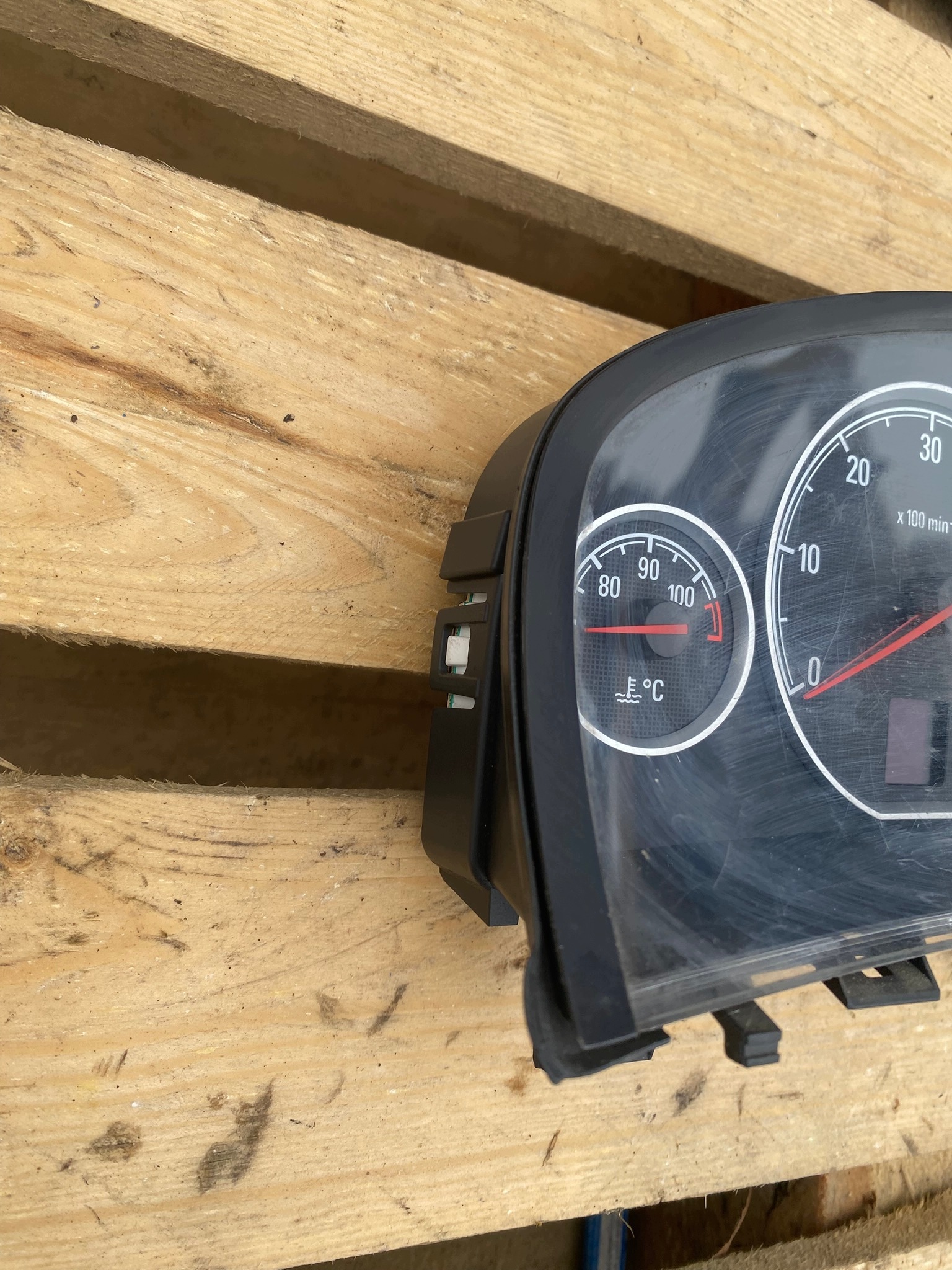 dials dials OPEL VECTRA C 1.9 CDTI 13186696EG