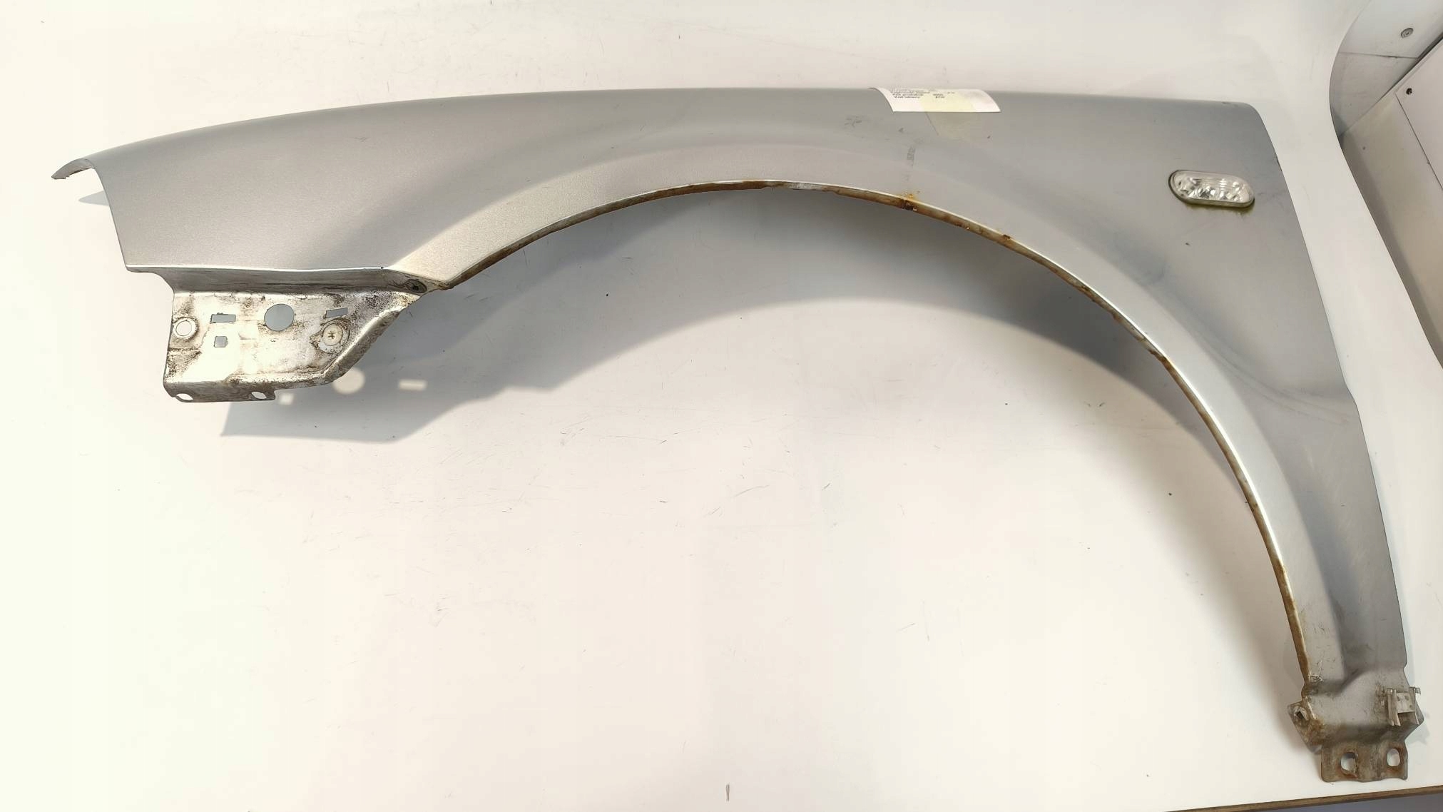 fender left front LA7W VOLKSWAGEN PASSAT B5 LIFT