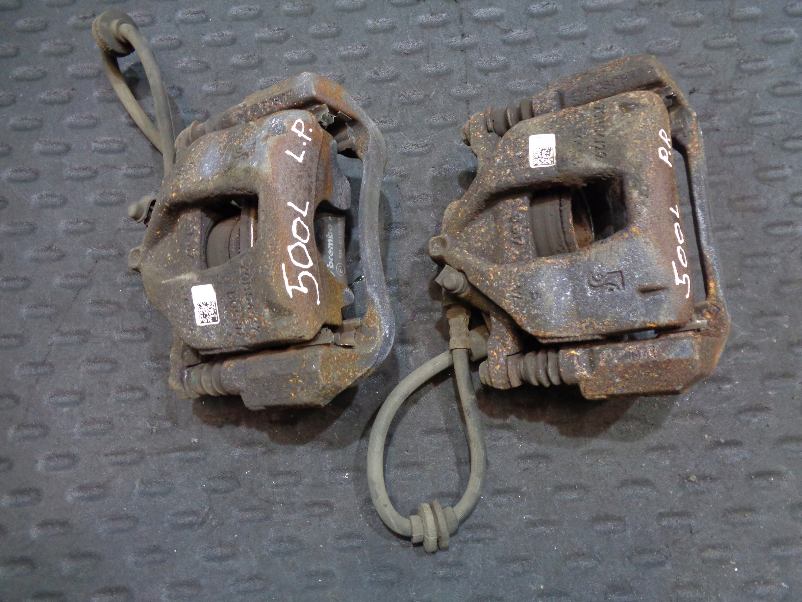 caliper front front left right FIAT 500L 1.3 D M-JET