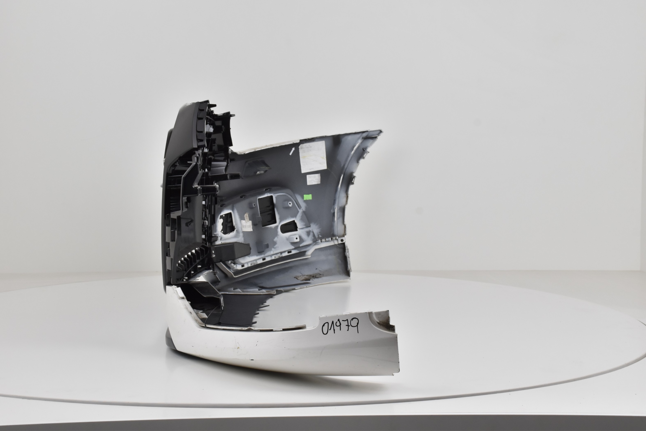 AUDI Q3 8U0 LIFT 2015- S-LINE ZDERZAK PRZEDNI Producent części Inny