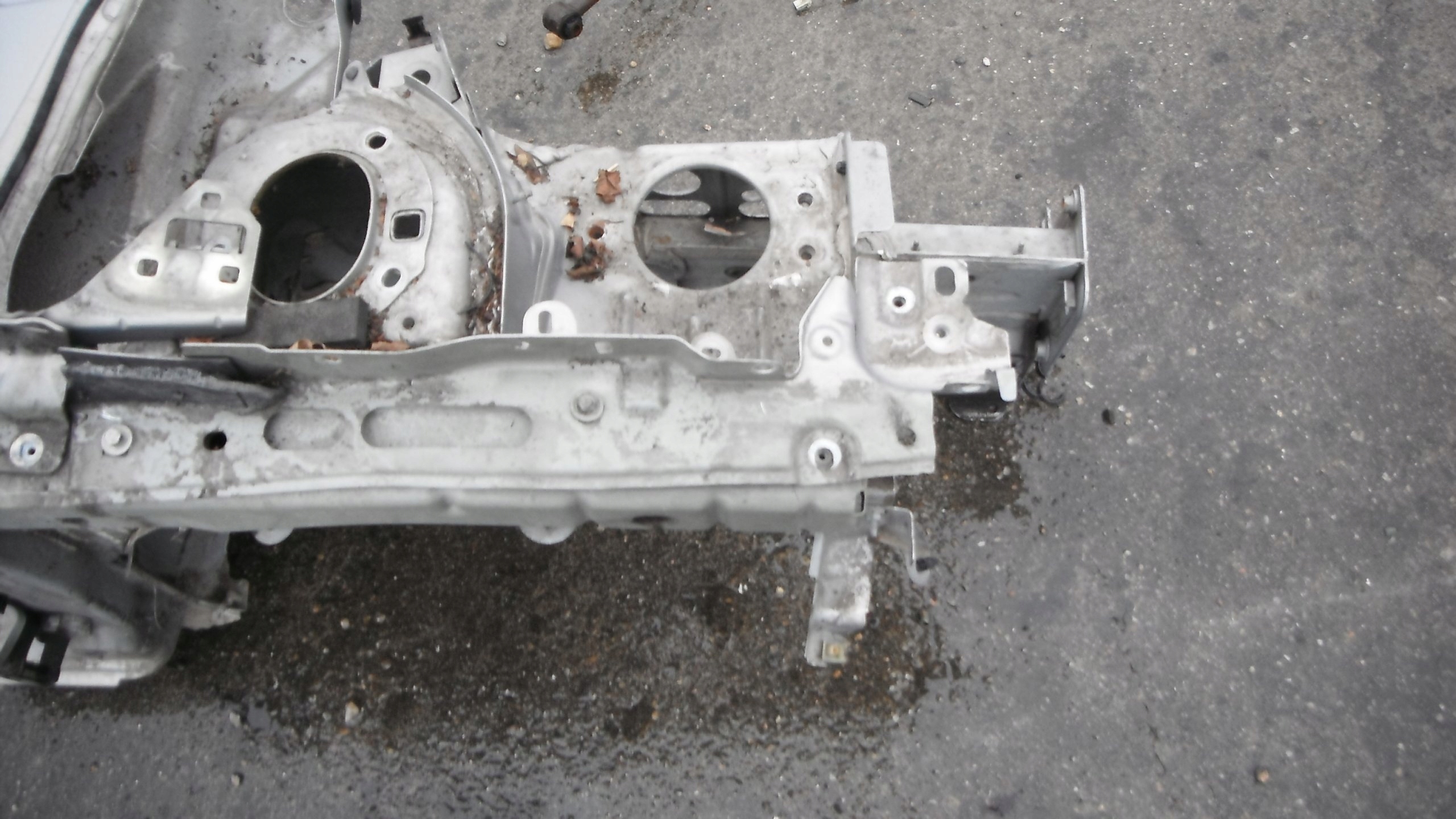 MEGANE II 2 02-09 ĆWIARTKA PODŁUŻNICA PRAWA