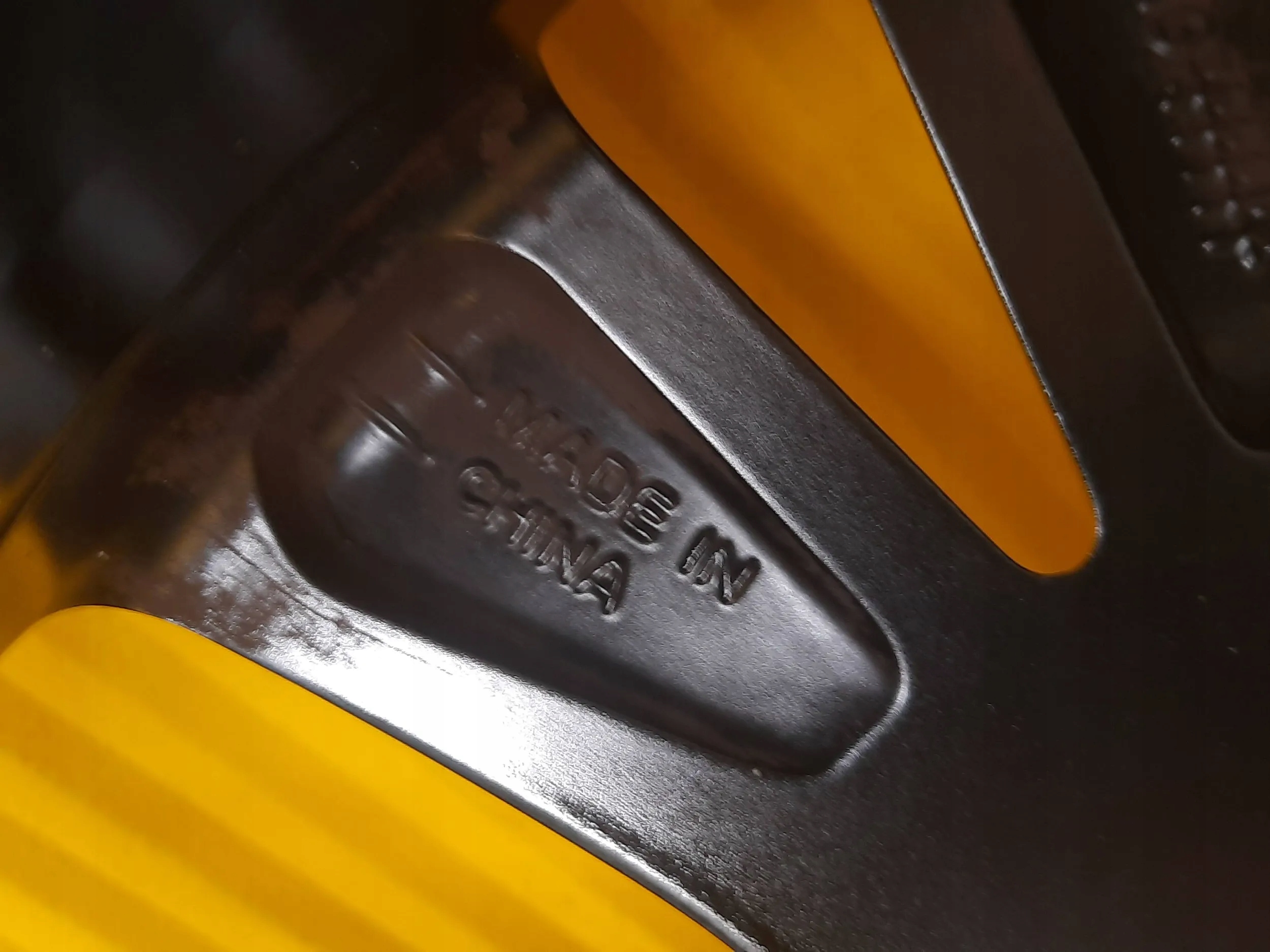 Mazda CX-3 CX-30 KOMPLET OPON Z ALUFELGAMI Rodzaj opon Letnie