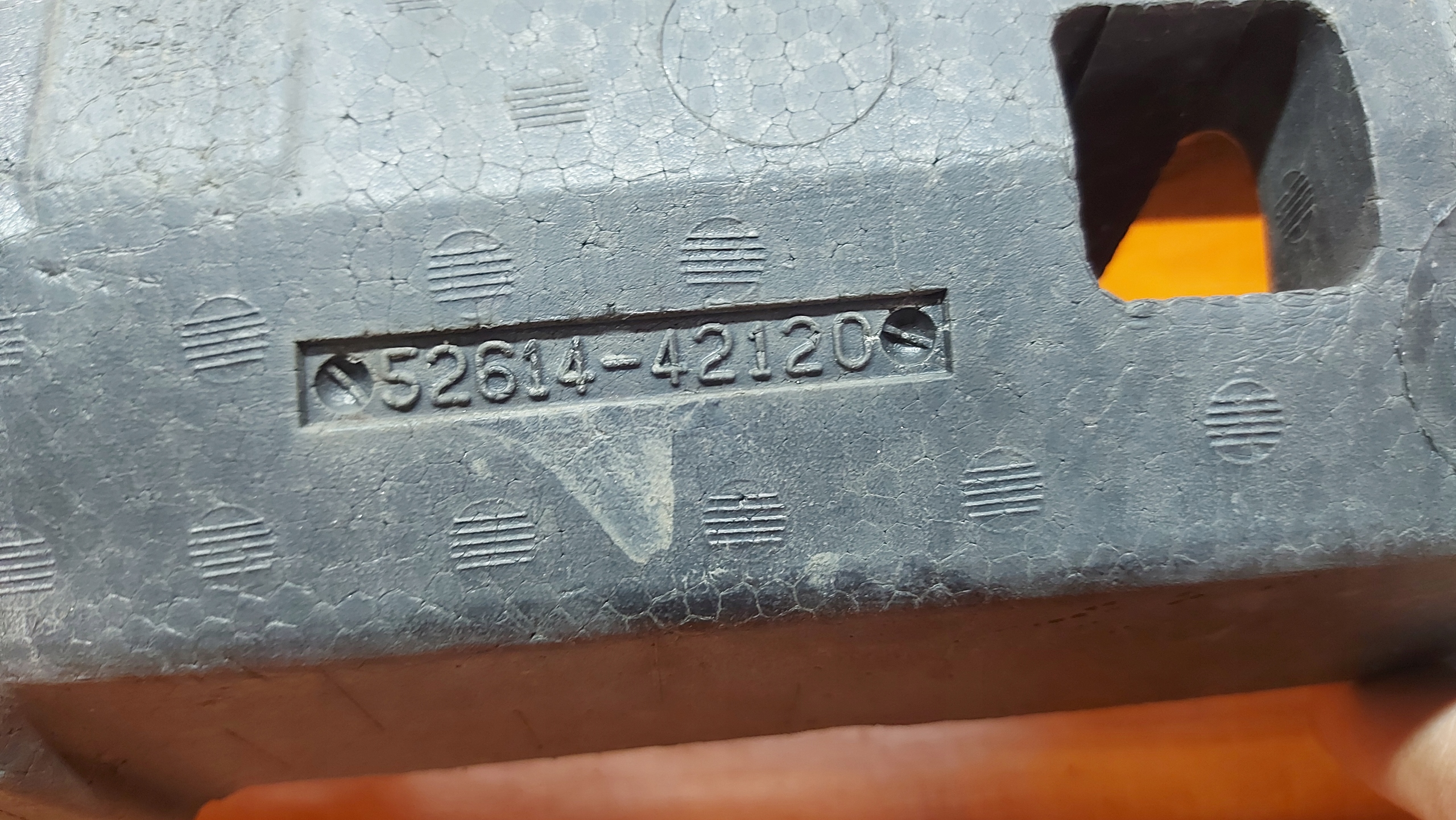ABSORBER polystirene of a bumper front front TOYOTA RAV4 V 18