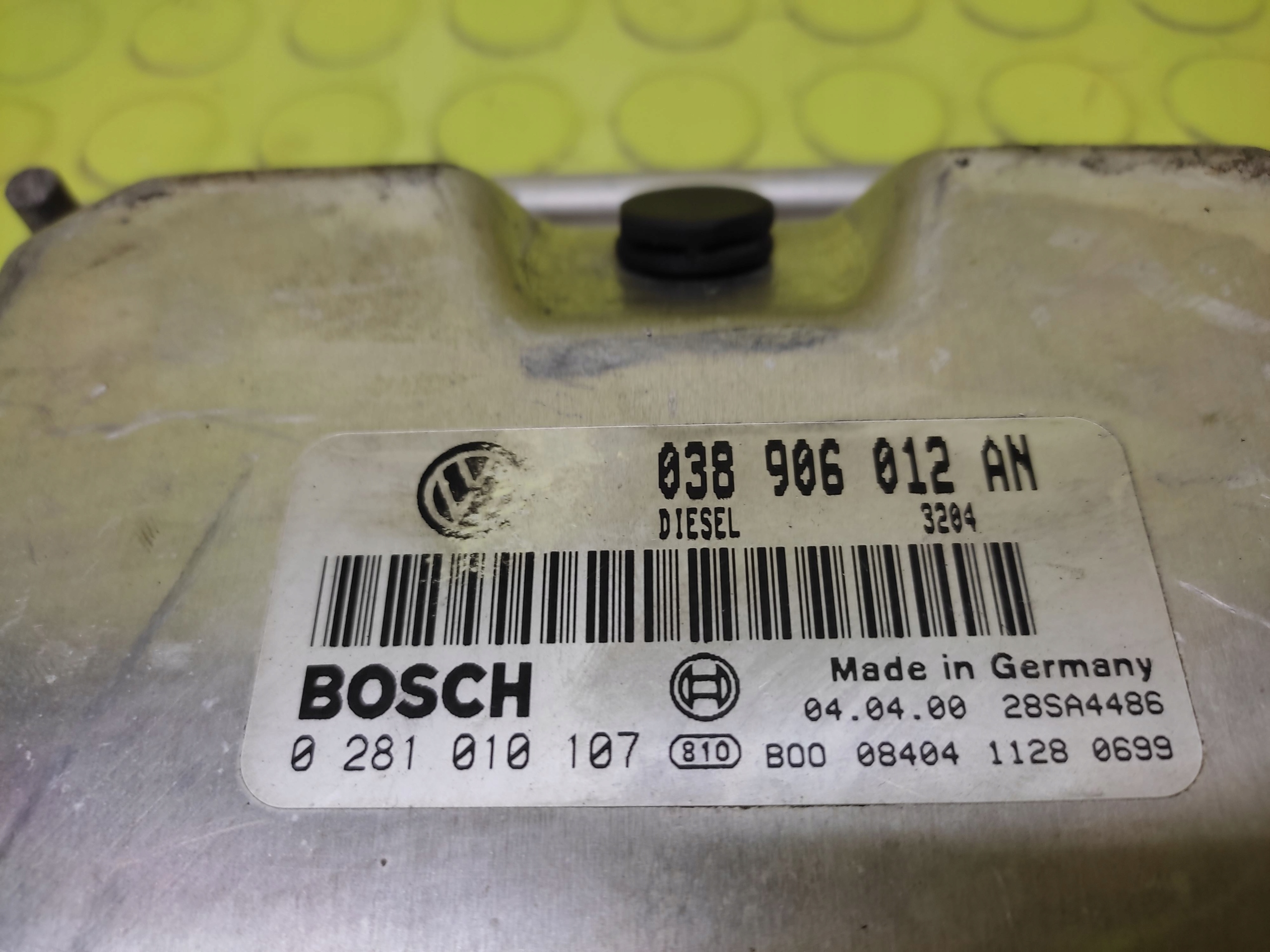 SKODA FABIA 1.9 DIESEL control unit of the engine 028101010