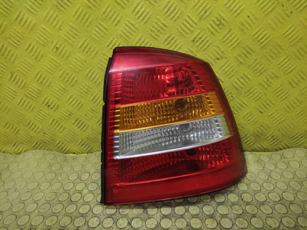 OPEL ASTRA G light right rear part 90521544
