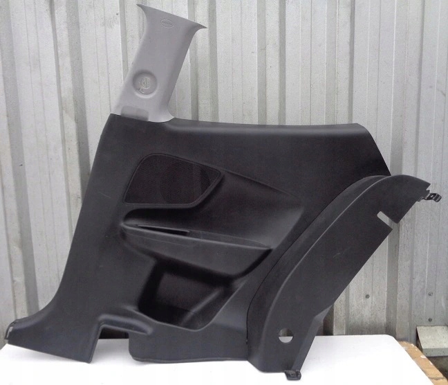 HYUNDAI I30 II 13 R бекон багажника правый задний 3D