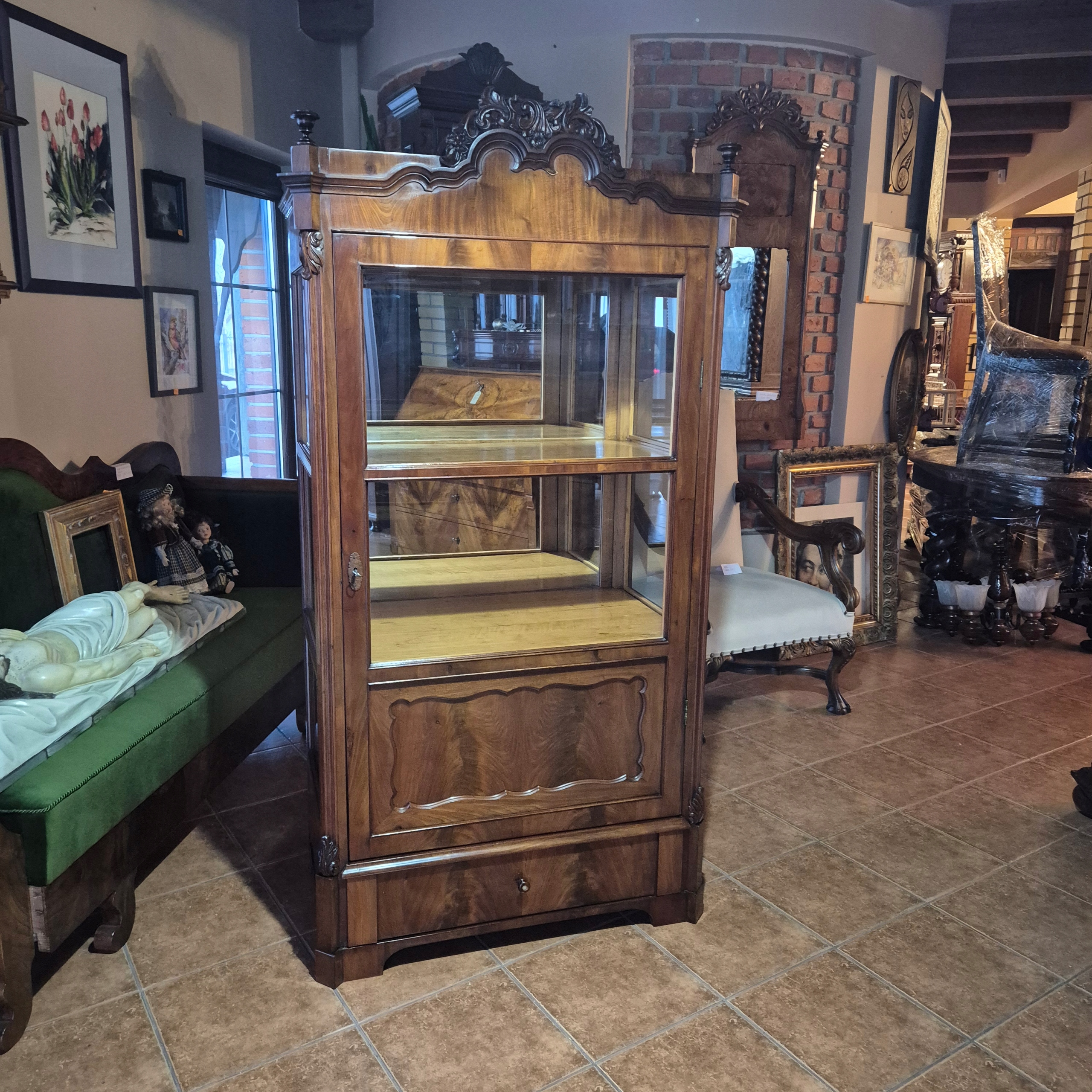 Serwantka Mahoń Ludwik - Filip POLITURA ( po renowacji )