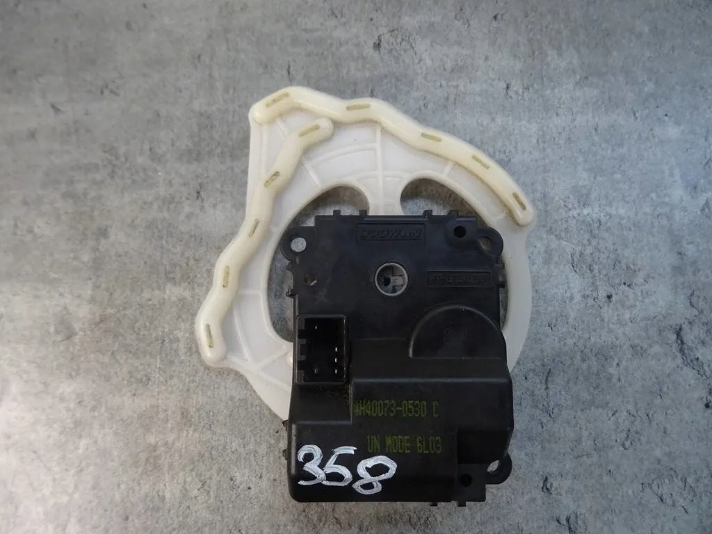 H40073-0530C - ДВИГАТЕЛЬ КОНТРОЛЛЕР ОБОГРЕВАТЕЛЯ KIA CARENS III