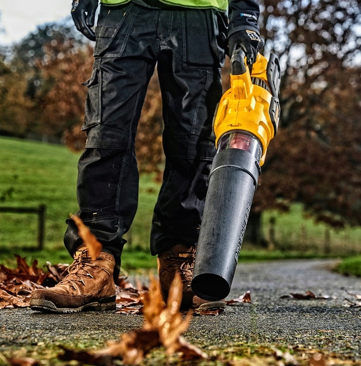 Dmuchawa akumulatorowa 54V 1x9Ah DeWalt Wydajność 12 m3/min