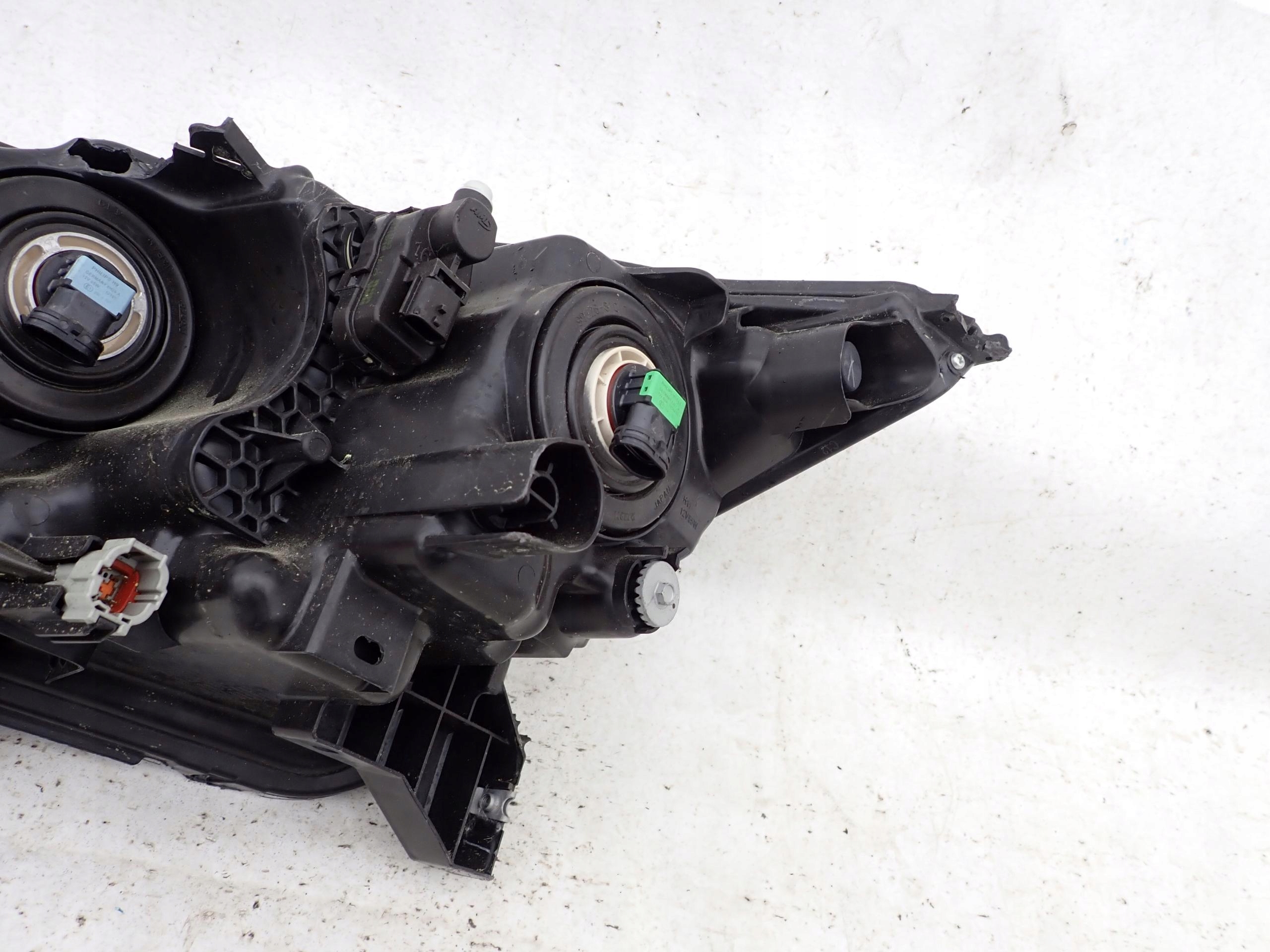NISSAN QASHQAI J11 LIFT 17- light right front