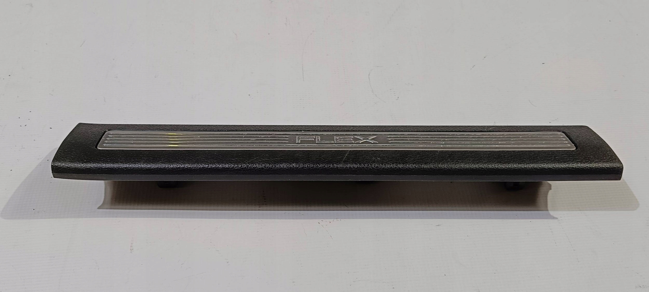 cap moulding cover of the threshold threshold left Ford Flex 2013+
