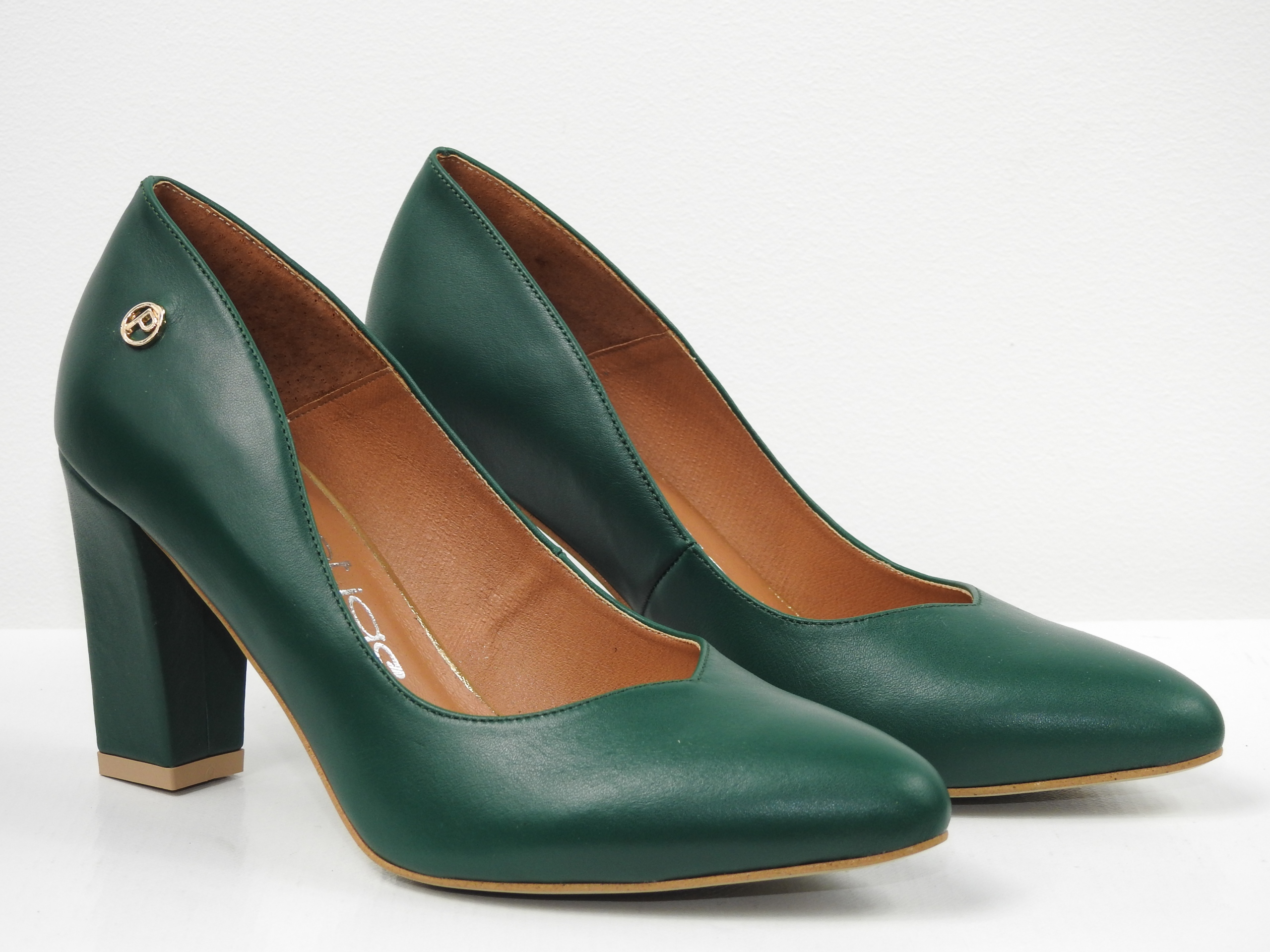 Zelené lodičky Prestige 2224/OBL lícová kůže, elegantní sloupek, vel.