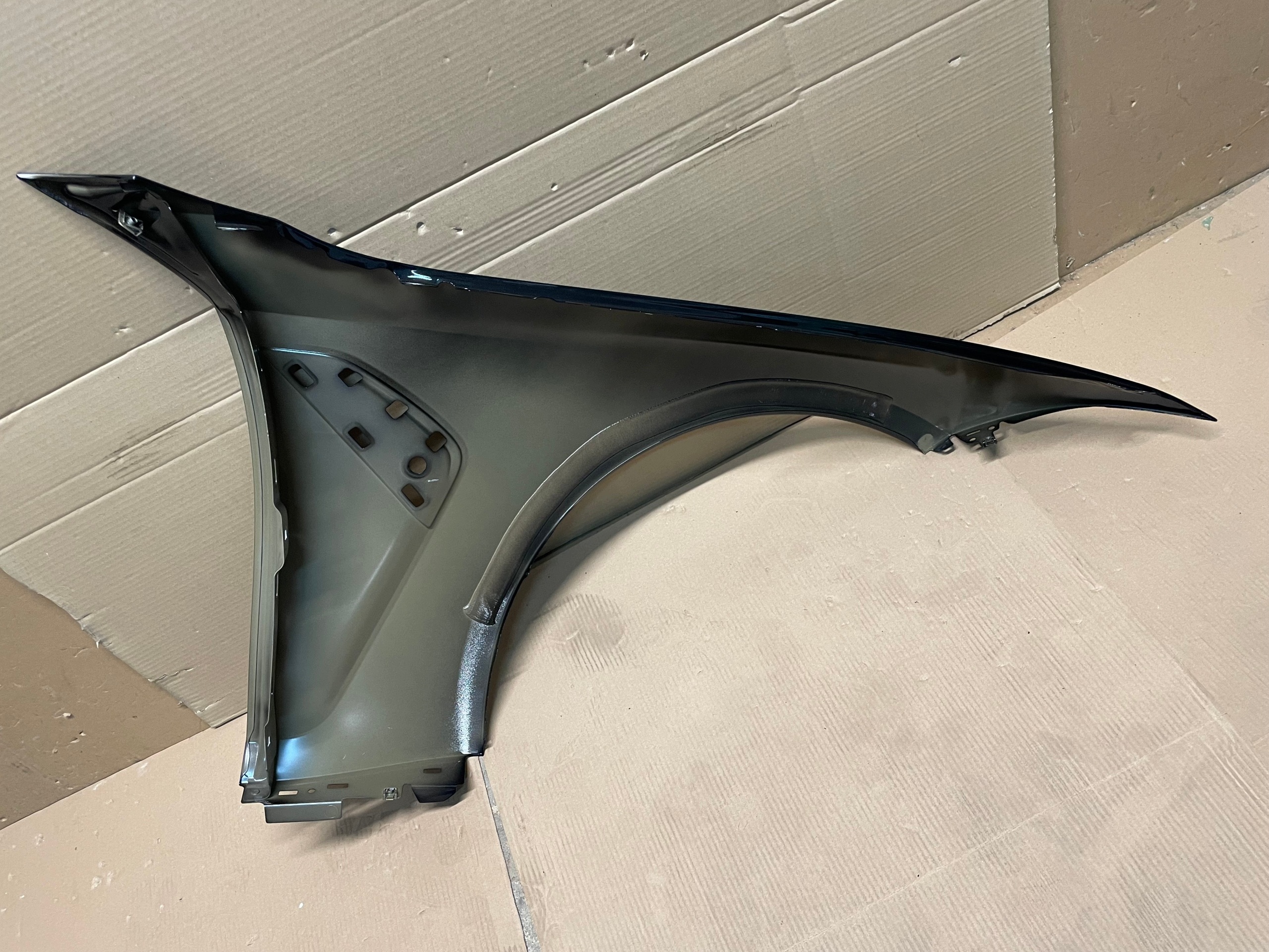 blatník predok ľavý BMW M3 G80 G81