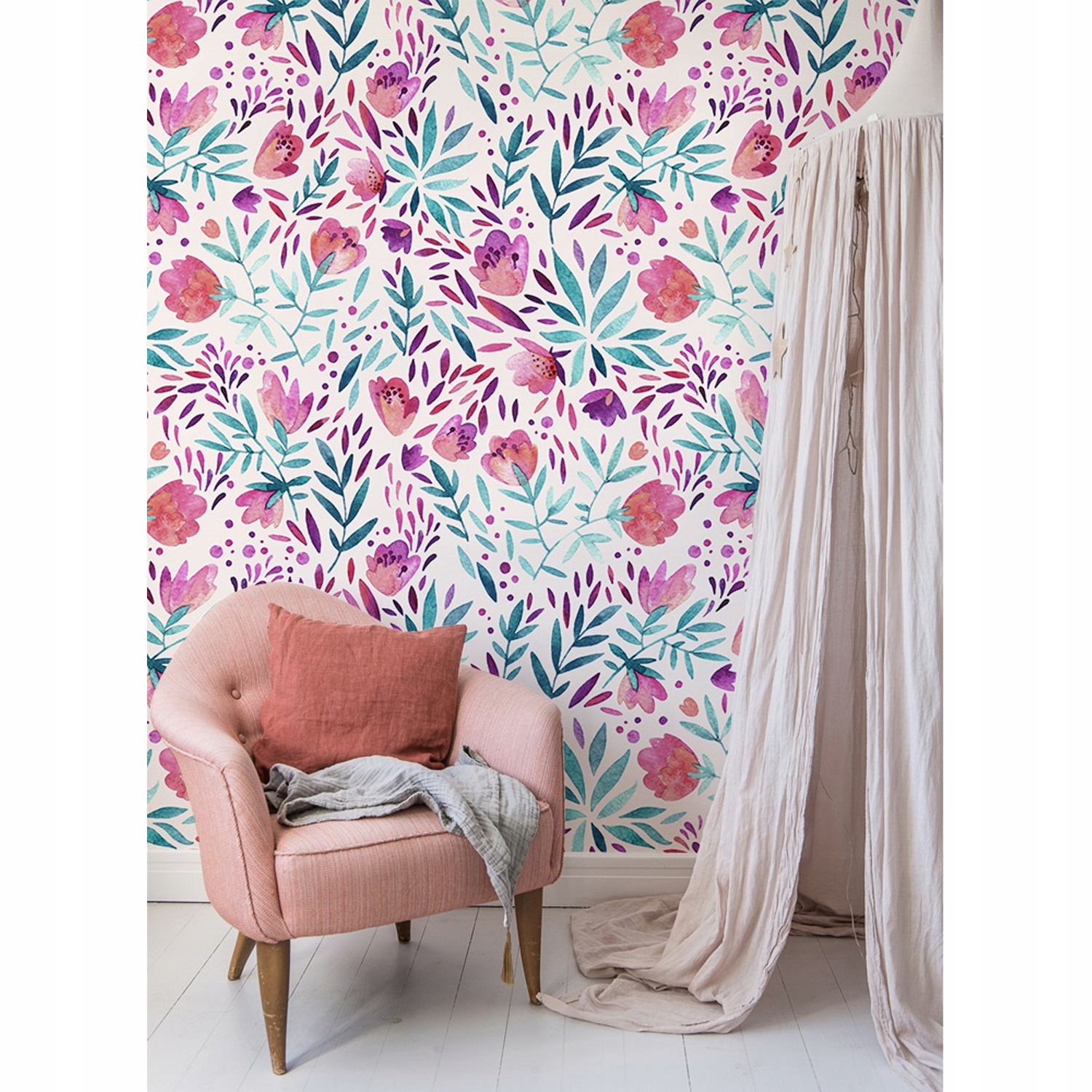 

Fototapeta Fioletowe zabytkowe kwiaty 250x104 cm