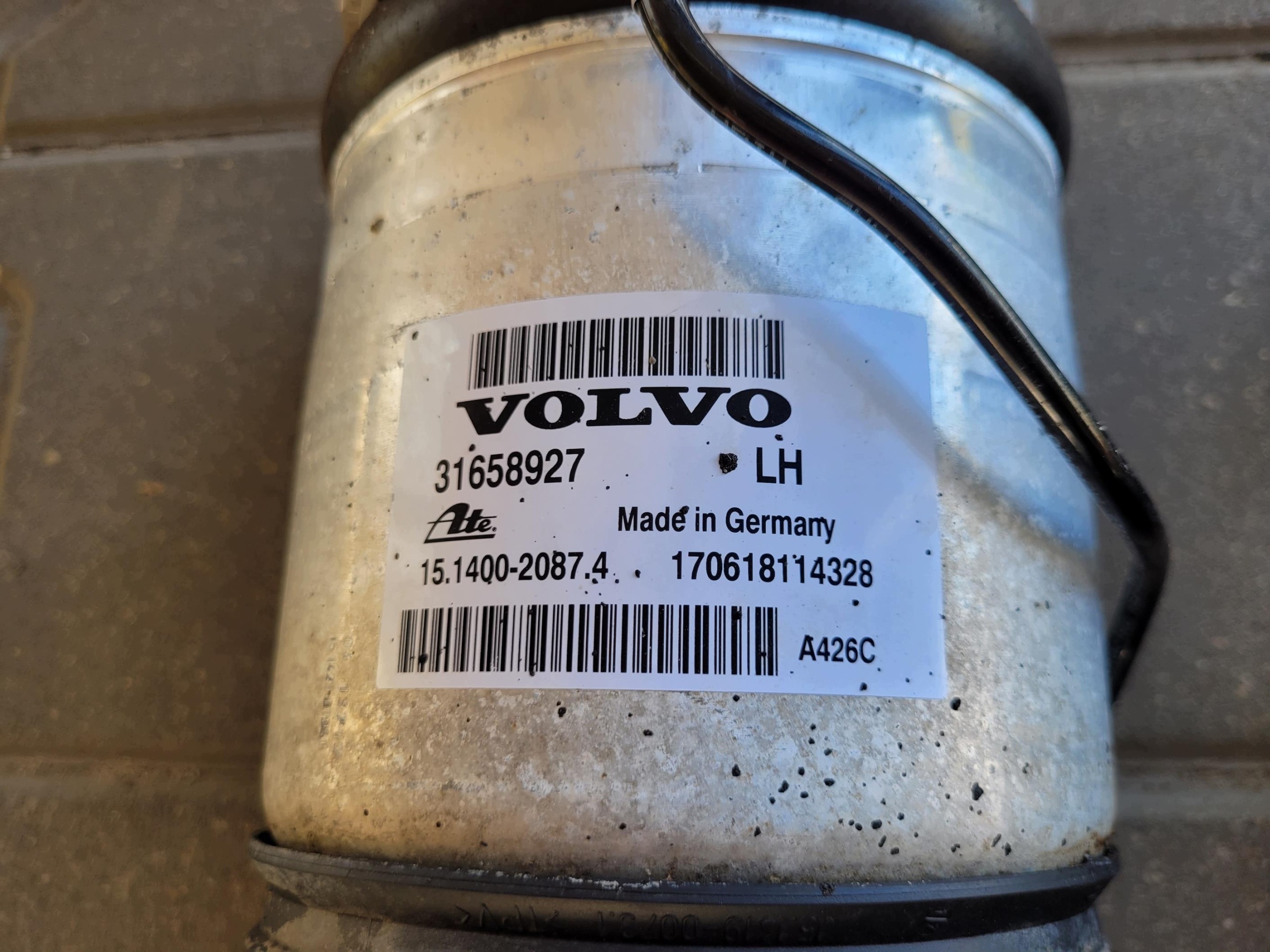shock absorber front front left 31658927 VOLVO XC60 II 2.0 T8 PHEV HYBRID